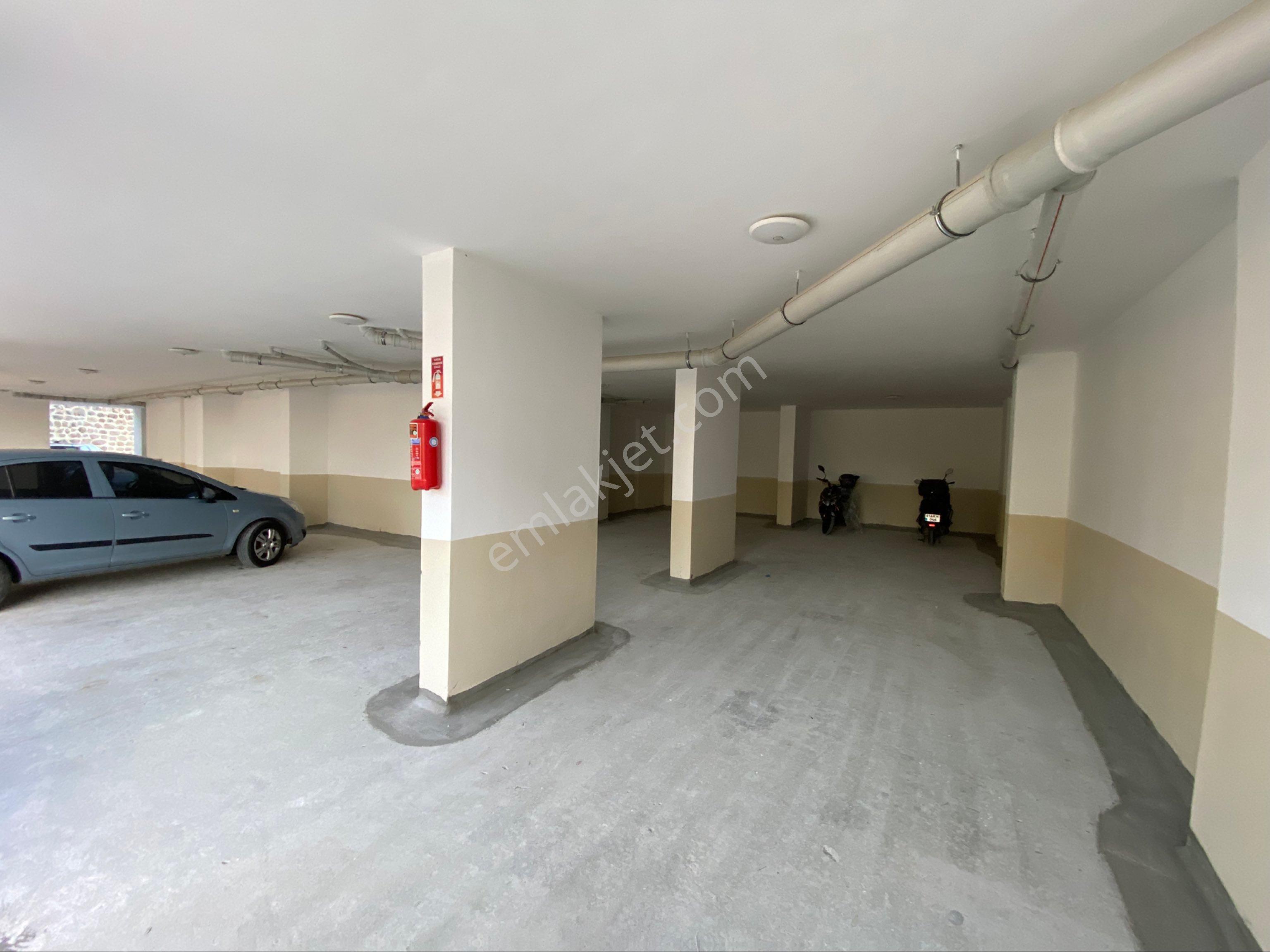 Yalı Gayrmenkulden Üniversite Mahallesi Site İçi Sıfır 1+1 Daire - Görsel 16