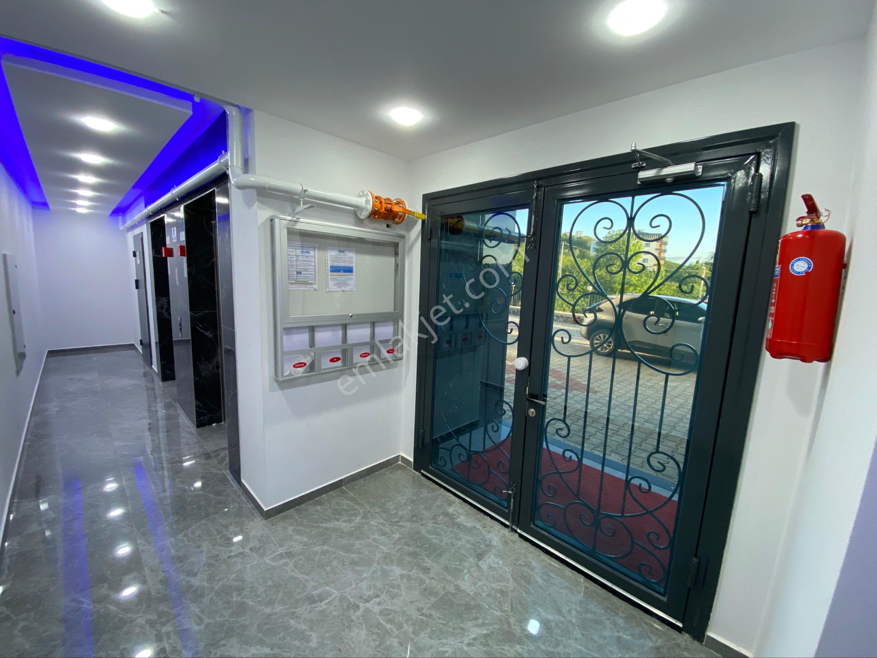 Yalı Gayrmenkulden Üniversite Mahallesi Site İçi Sıfır 1+1 Daire - Görsel 14