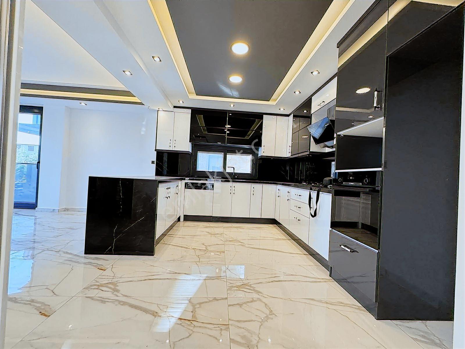 Avcı'dan Denize 50mt Müstakil Havuzlu Deniz Manz. Villa - Görsel 10