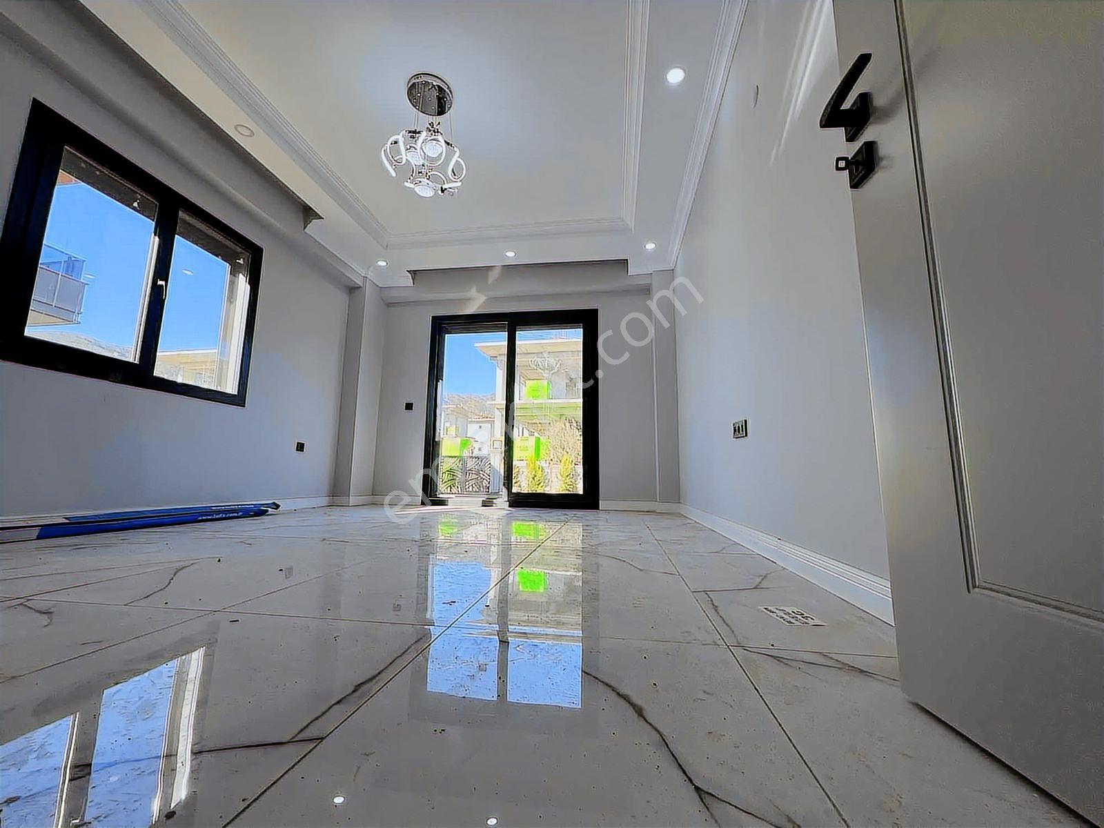 Avcı'dan Yürüyüş Yolu Cephe/ayrı Mtfk/girişte Oda/müstakil Villa - Görsel 7