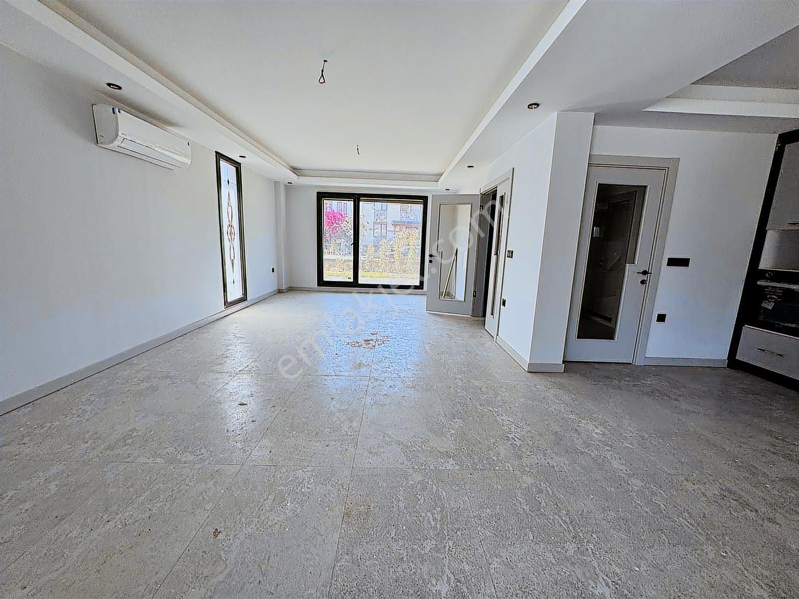 Avcı'dan Tek Yetki Güre'de Denize Sıfır Site Havuzlu 3+1 Villa - Görsel 21