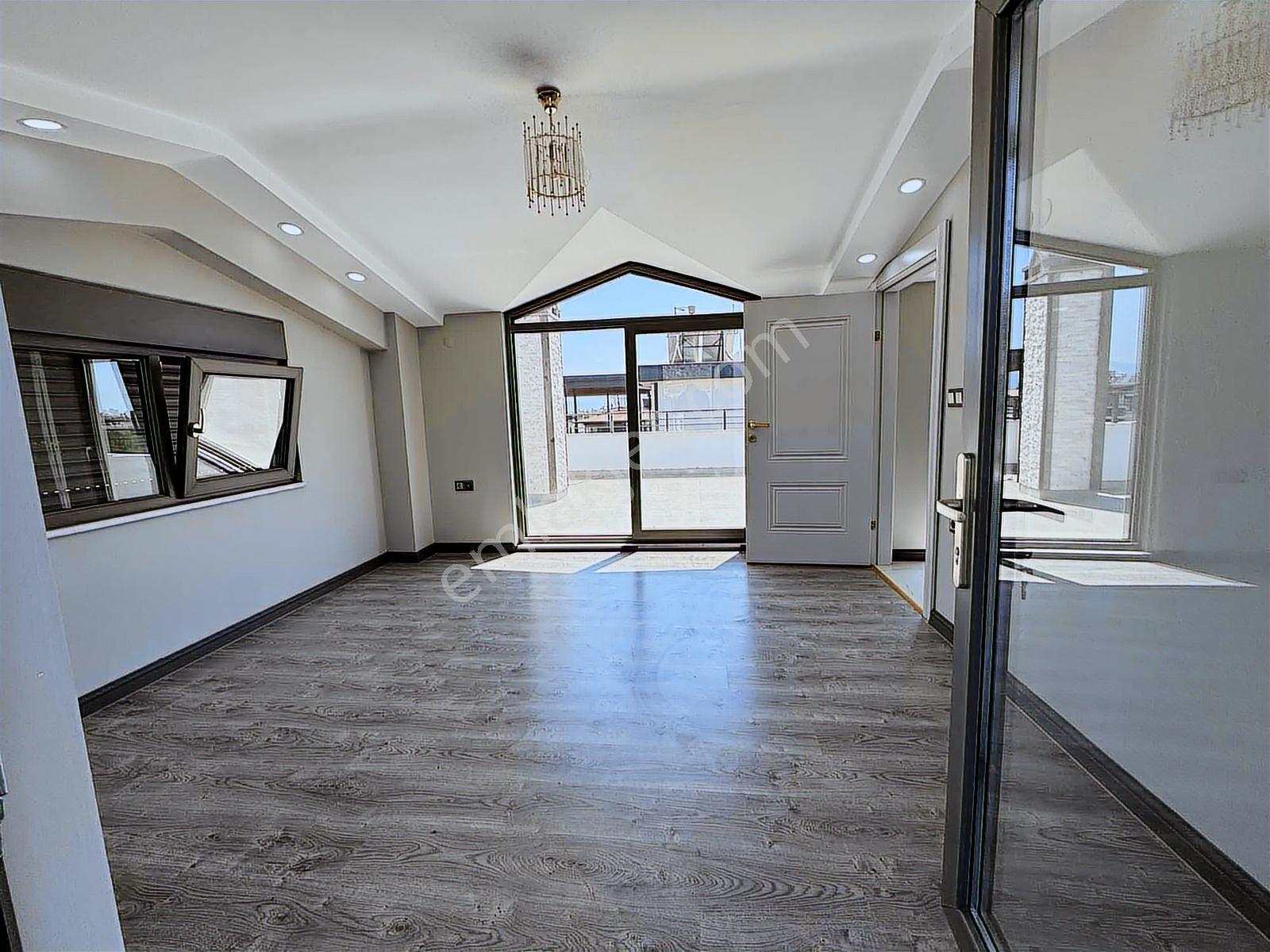 Avcı'dan Yol Altı 400m2 Arsalı Müstakil Havuzlu 6+1 Villa - Görsel 19