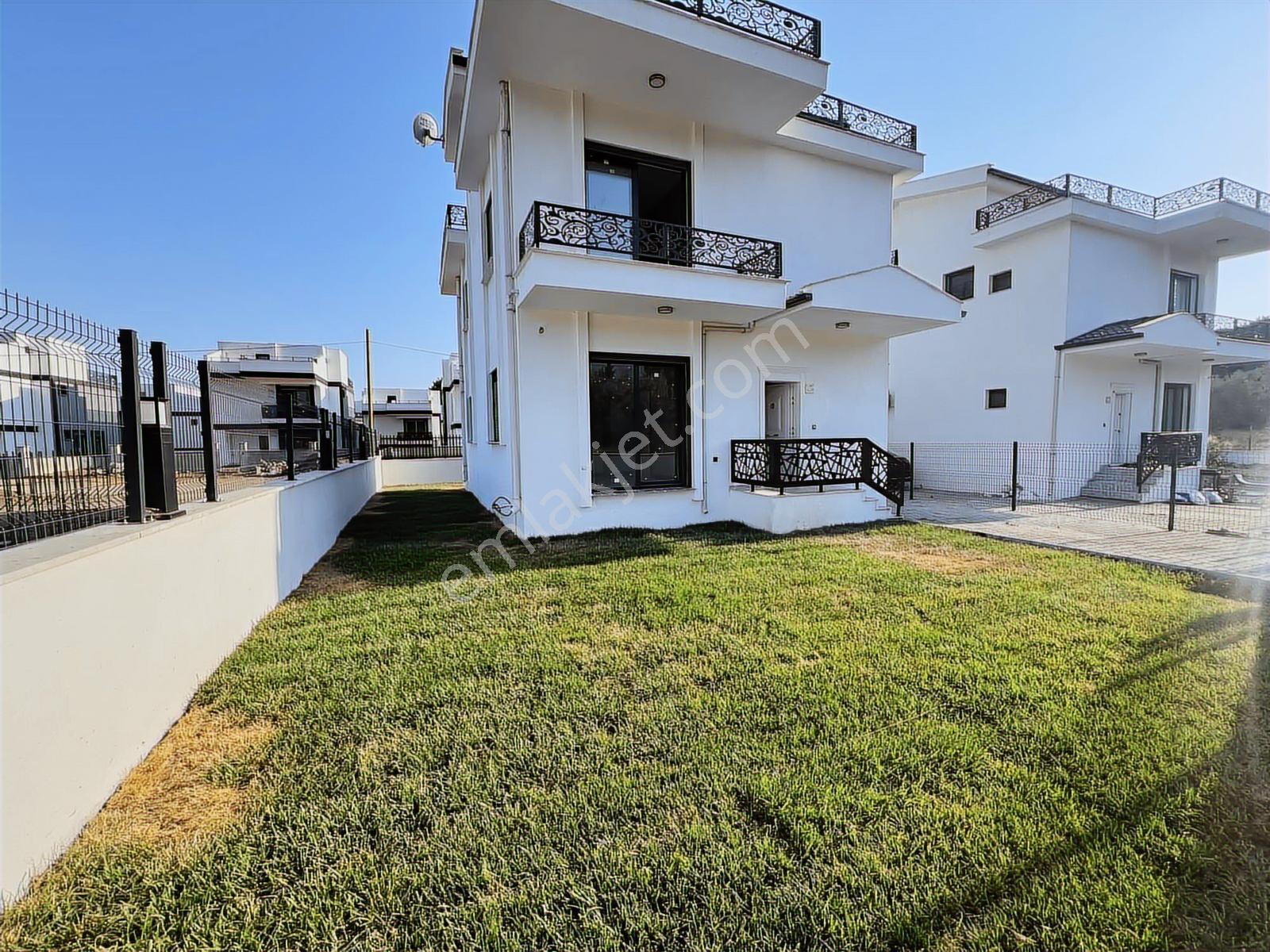 Avcı-300m2 Arsa 4 Tarafı Bahçe Yürüyüş Yolu Cepheli Tam Müstakil - Görsel 18