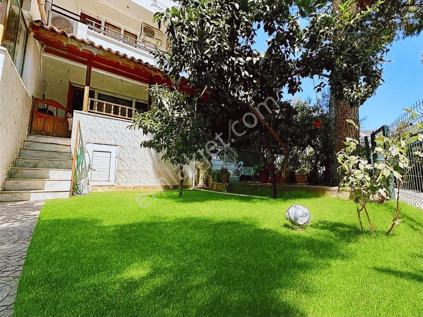 Avcı'dan Tek Yetki Altınoluk'ta Bahçeli Denize 500mt Villa - Görsel 18