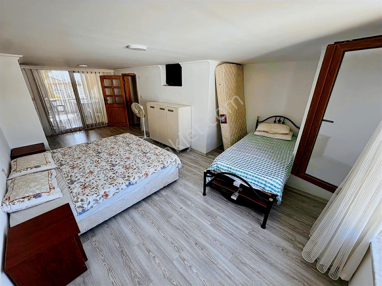 Avcı'dan Tek Yetki Altınoluk'ta Bahçeli Denize 500mt Villa - Görsel 22
