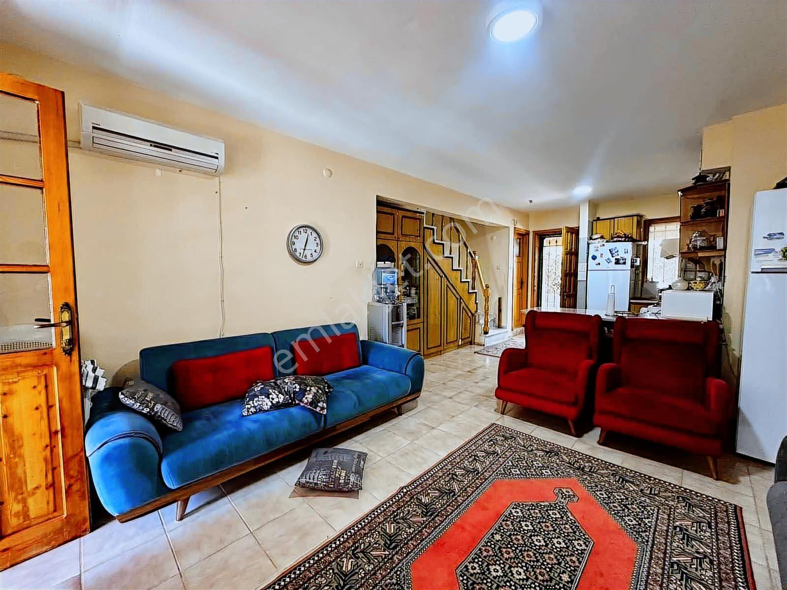 Avcı'dan Tek Yetki Altınoluk'ta Bahçeli Denize 500mt Villa - Görsel 9