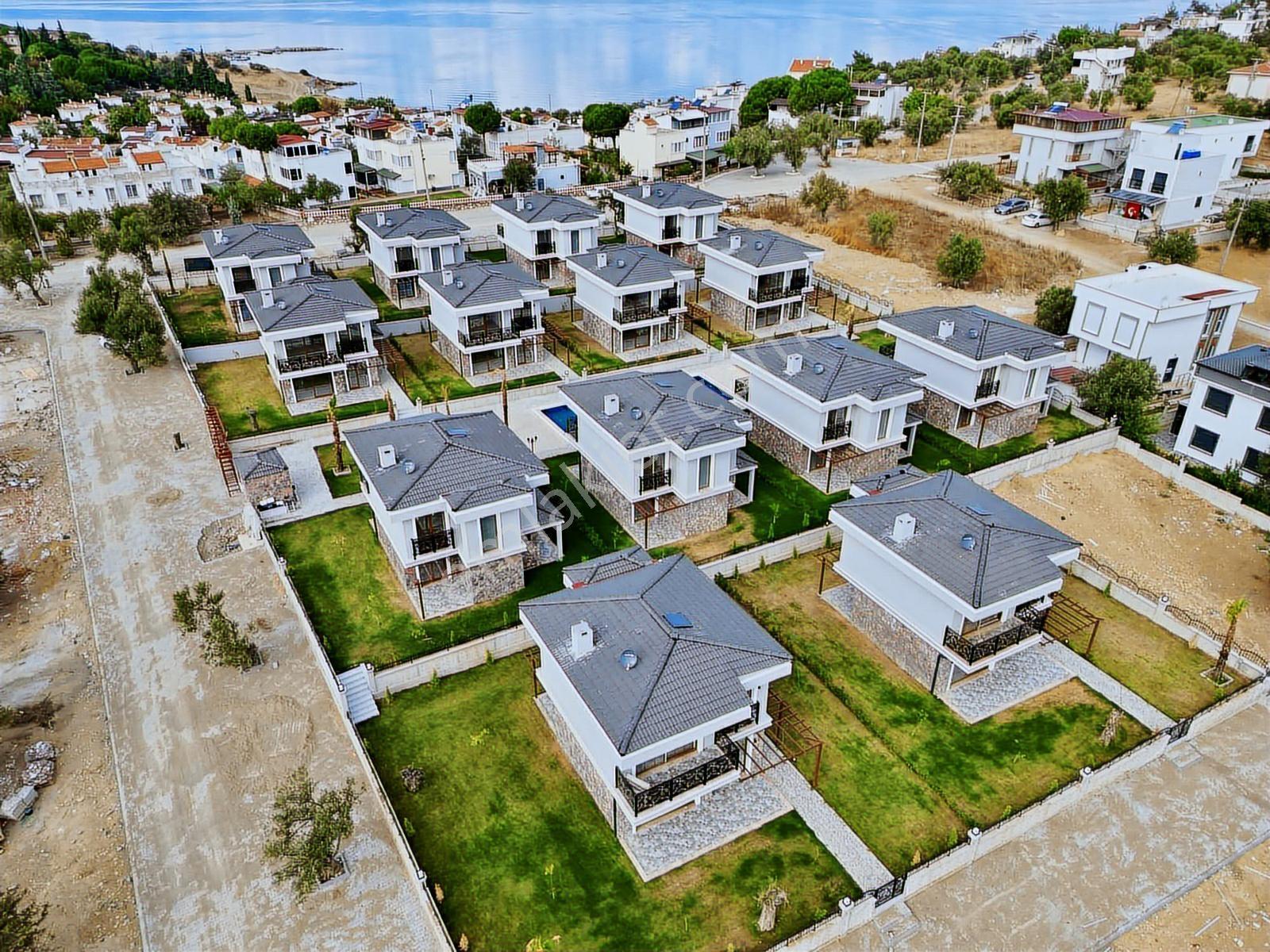 Avcı'dan Tam Müstakil Havuzlu Denize 200 Mt Son 2 Villa