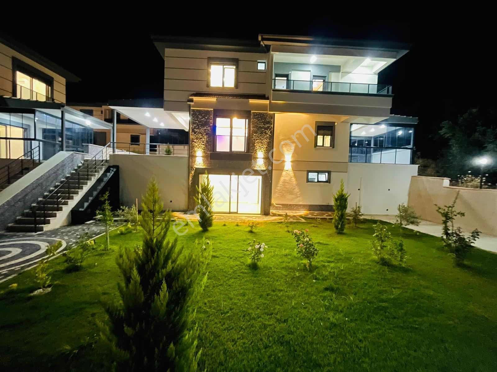 Avcı'dan 400m2 Arsa Tam Müstakil Deniz Manzaralı Villa - Görsel 25