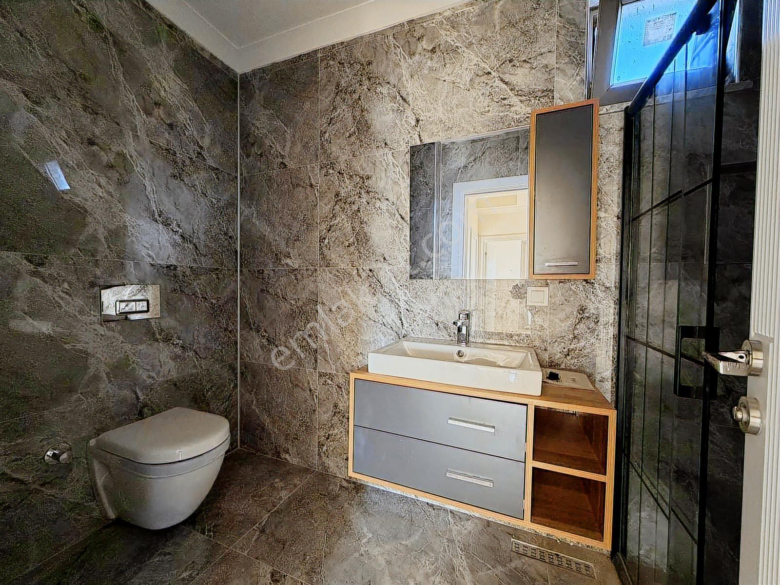 Avcı'dan Küçükkuyu'da Deniz Manzaralı 3+1 Denize 250 Mt Villa - Görsel 10