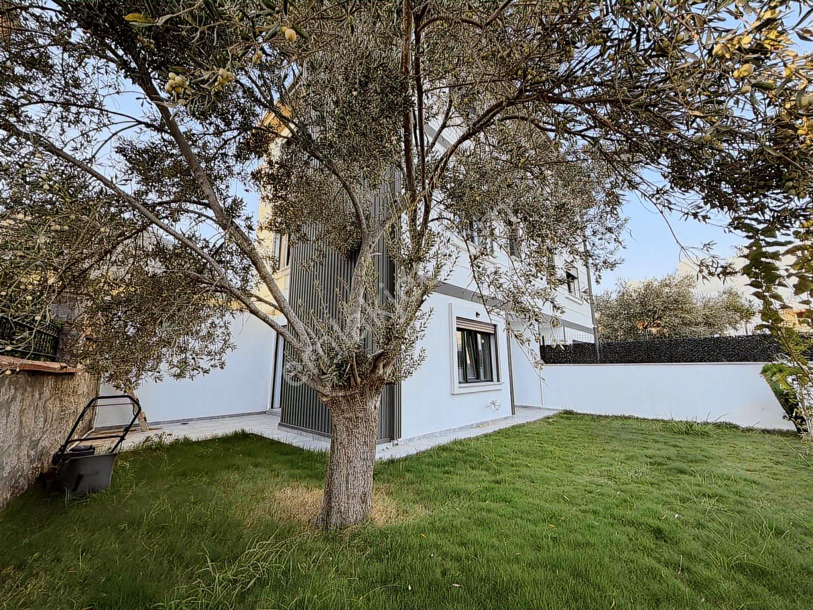 Avcı'dan Küçükkuyu'da Deniz Manzaralı 3+1 Denize 250 Mt Villa - Görsel 17