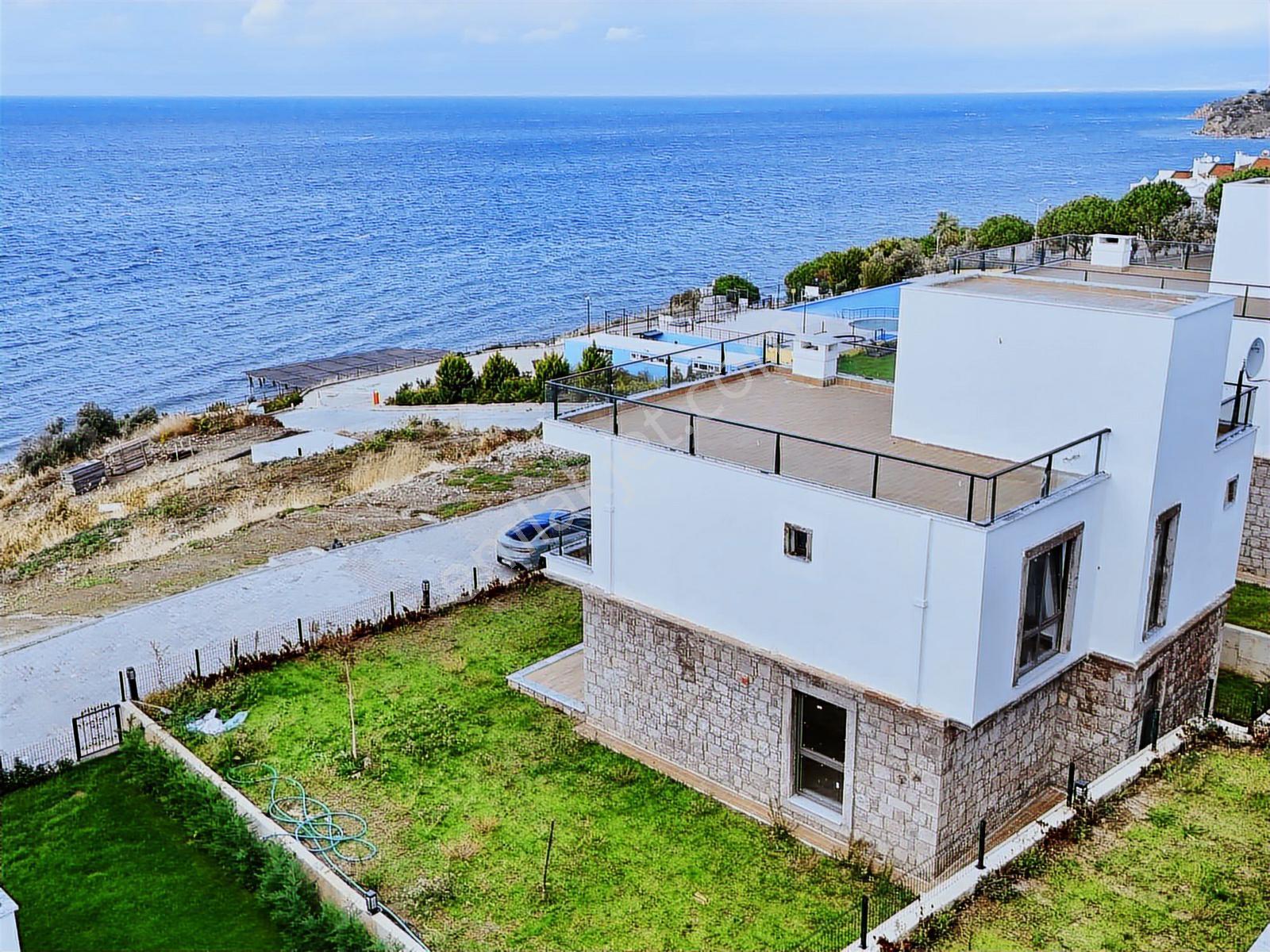 Avcı'dan Her Kat Deniz Manz Denize Sıfır İkinci Villa - Görsel 32