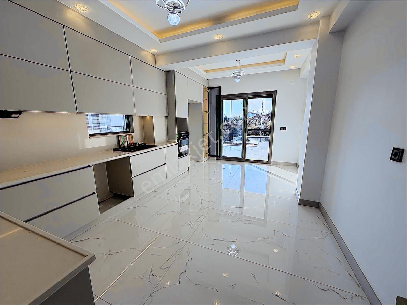 Avcı'dan 700m2 Arsa 6+1 Giriş Odalı Müstakil Havuzlu Villa - Görsel 12