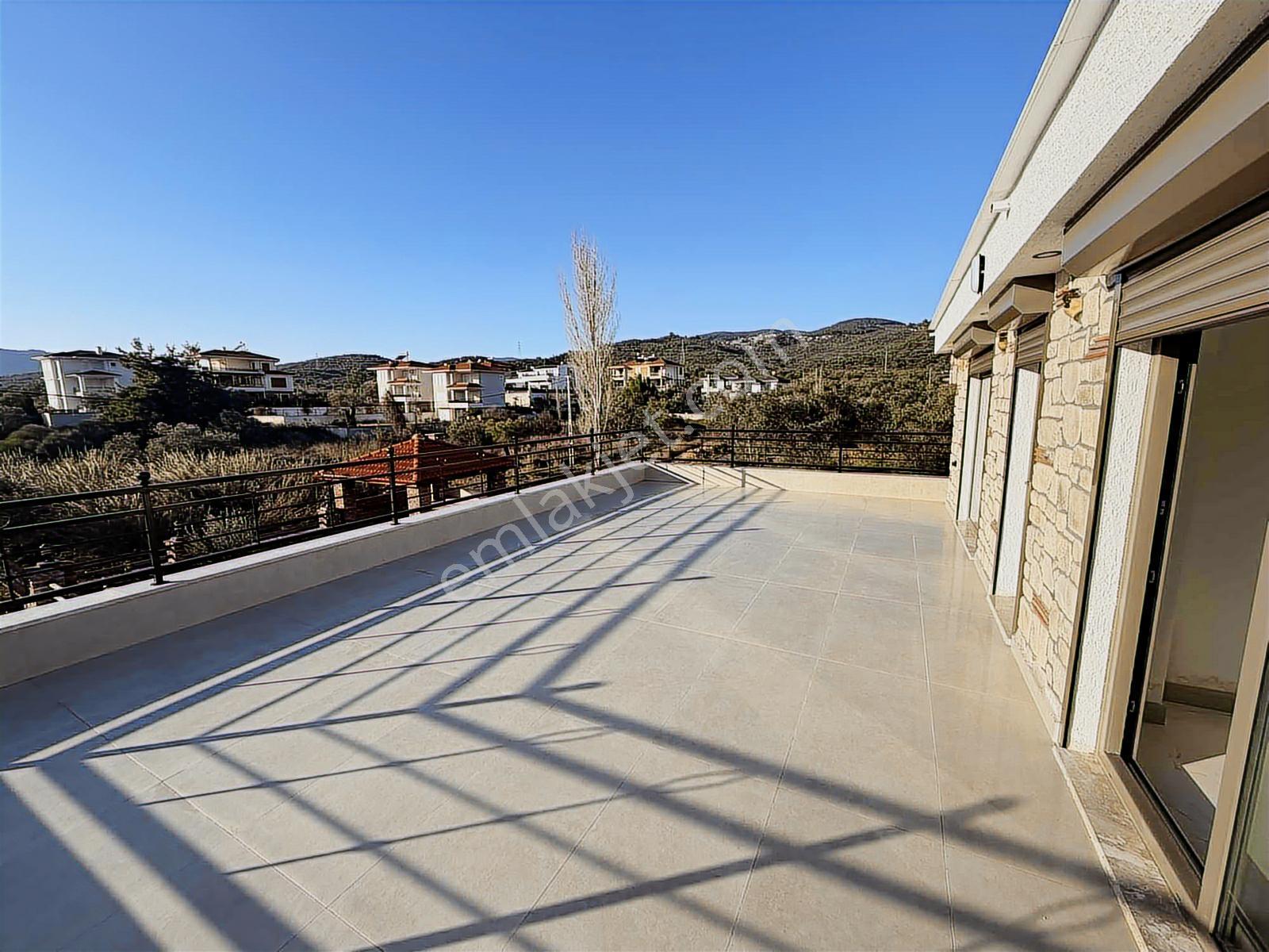 Avcı'dan 700m2 Arsa 6+1 Giriş Odalı Müstakil Havuzlu Villa - Görsel 15