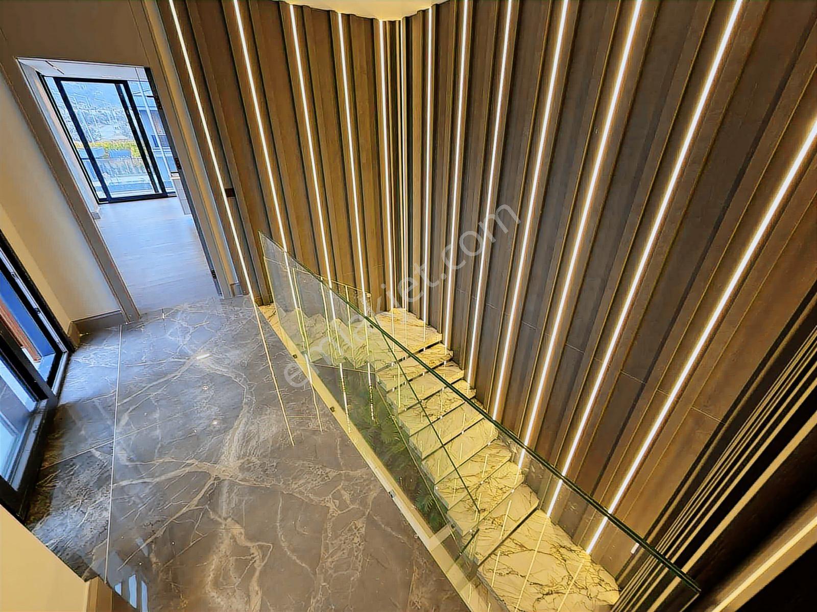Avcı'dan 150m2 Tabanlı Tam Müstakil Havuzlu Villa - Görsel 18