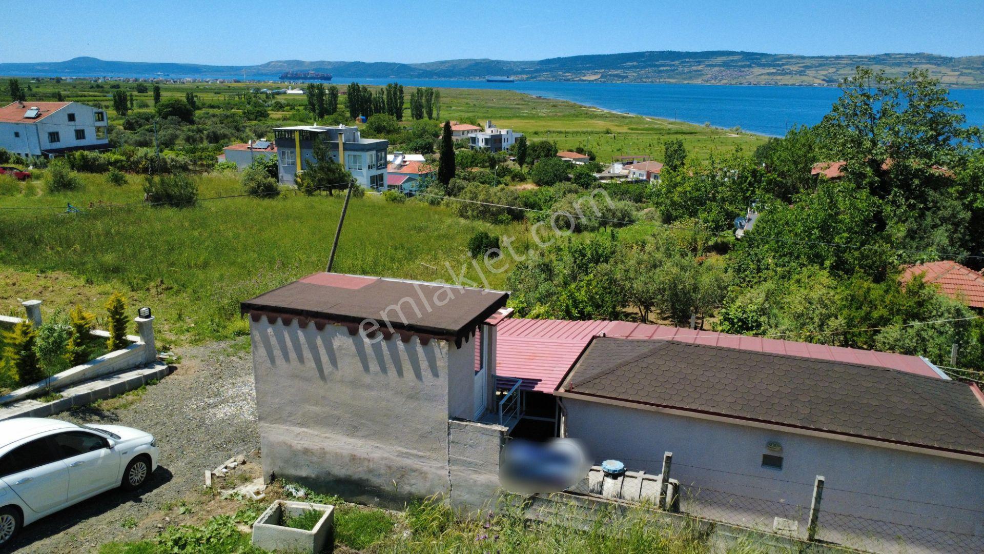 Çanakkale'de Boğaz Ve Köprü Manzaralı Müstakil Konut Ve Bahçesi - Görsel 11