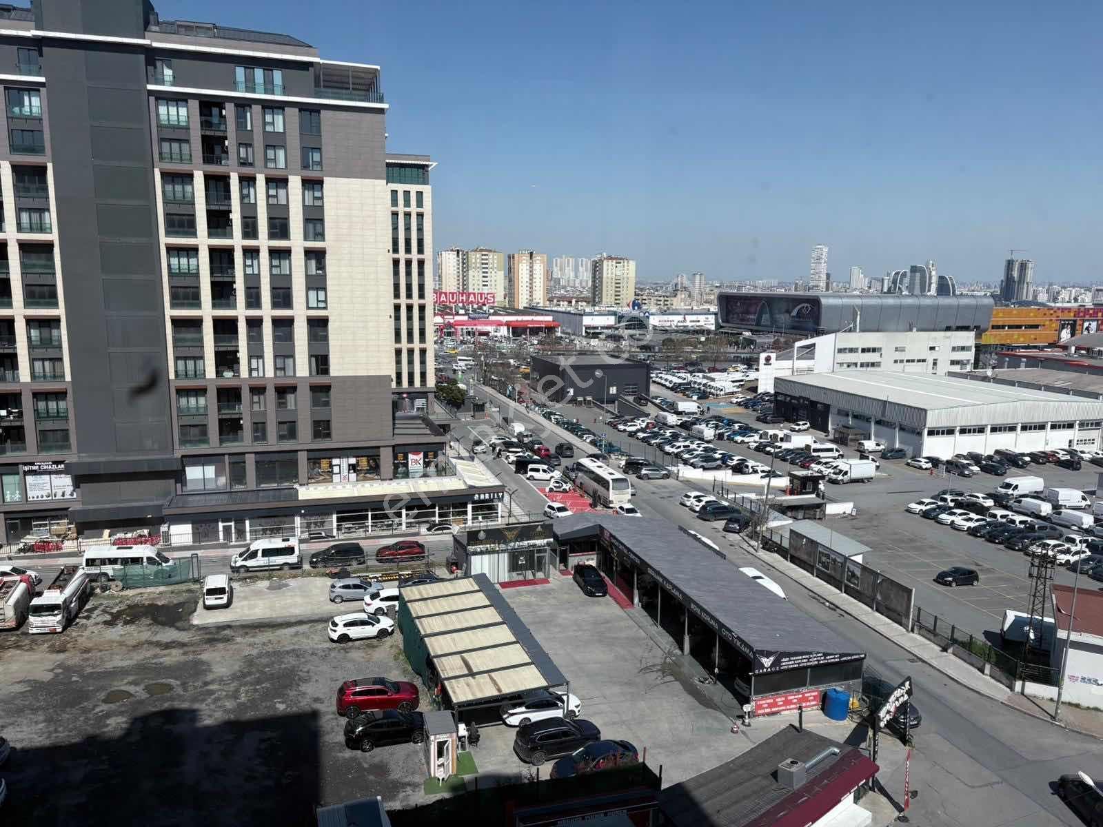 Avcı'dan Beylikdüzü Metrobüse 1 Dk Daçka Sitesi 3+1 150m2 Net - Görsel 2