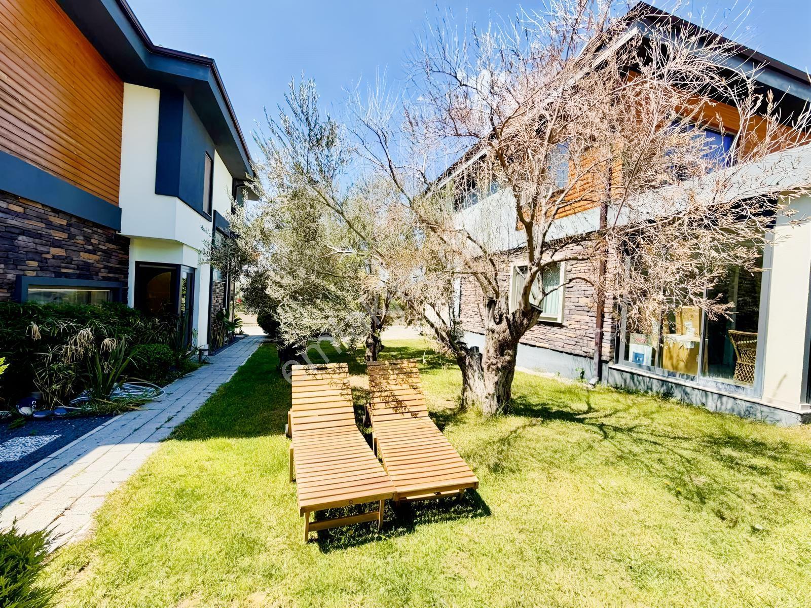 Avcı'dan Girişte Odalı Havuzlu İçi Özel Tasarım Müstakil Villa - Görsel 27