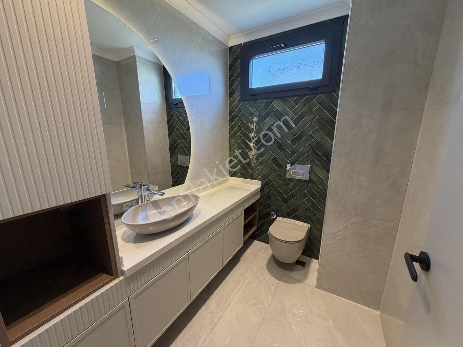 Avcı'dan Yürüyüş Yolu Dibinde Tam Müstakil Lüks Havuzlu Villa - Görsel 35