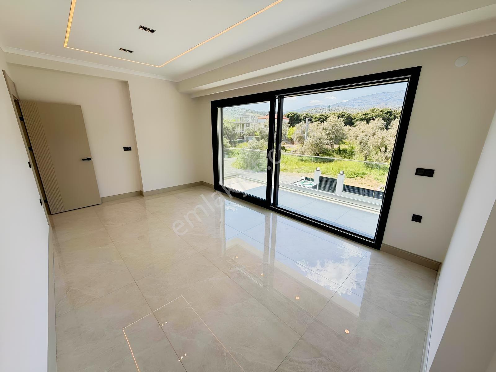 Avcı'dan Yürüyüş Yolu Dibinde Tam Müstakil Lüks Havuzlu Villa - Görsel 32