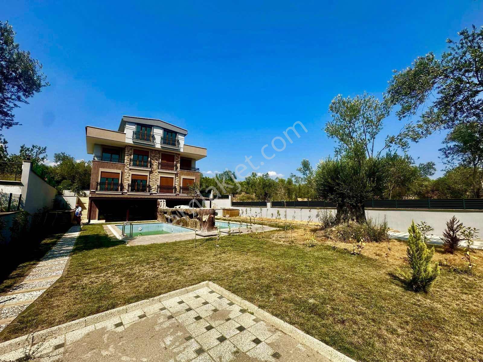 Avcı'dan 5+1 Müstakil Havuzlu Deniz Manz Denize 350 Mt Villa