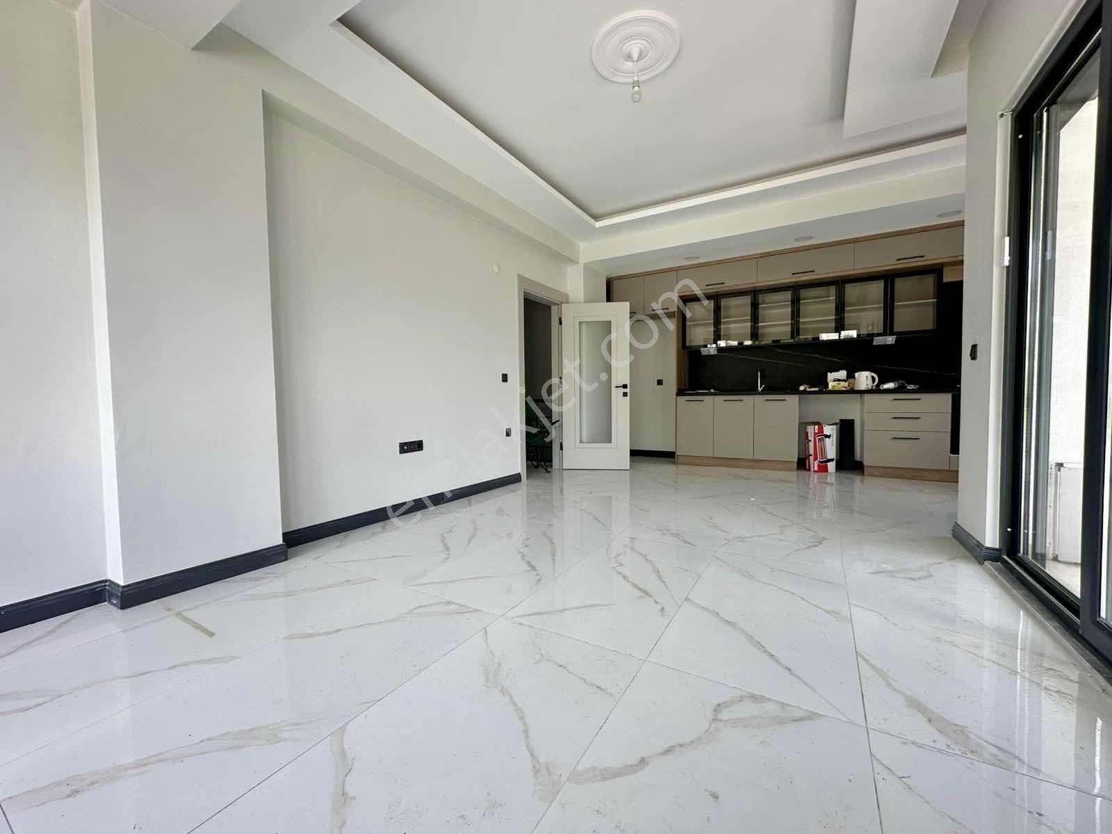 Avcı'dan Çamlıbel'de Denize 300mt 250m2 4+1 Bahçe Dubleksi - Görsel 17