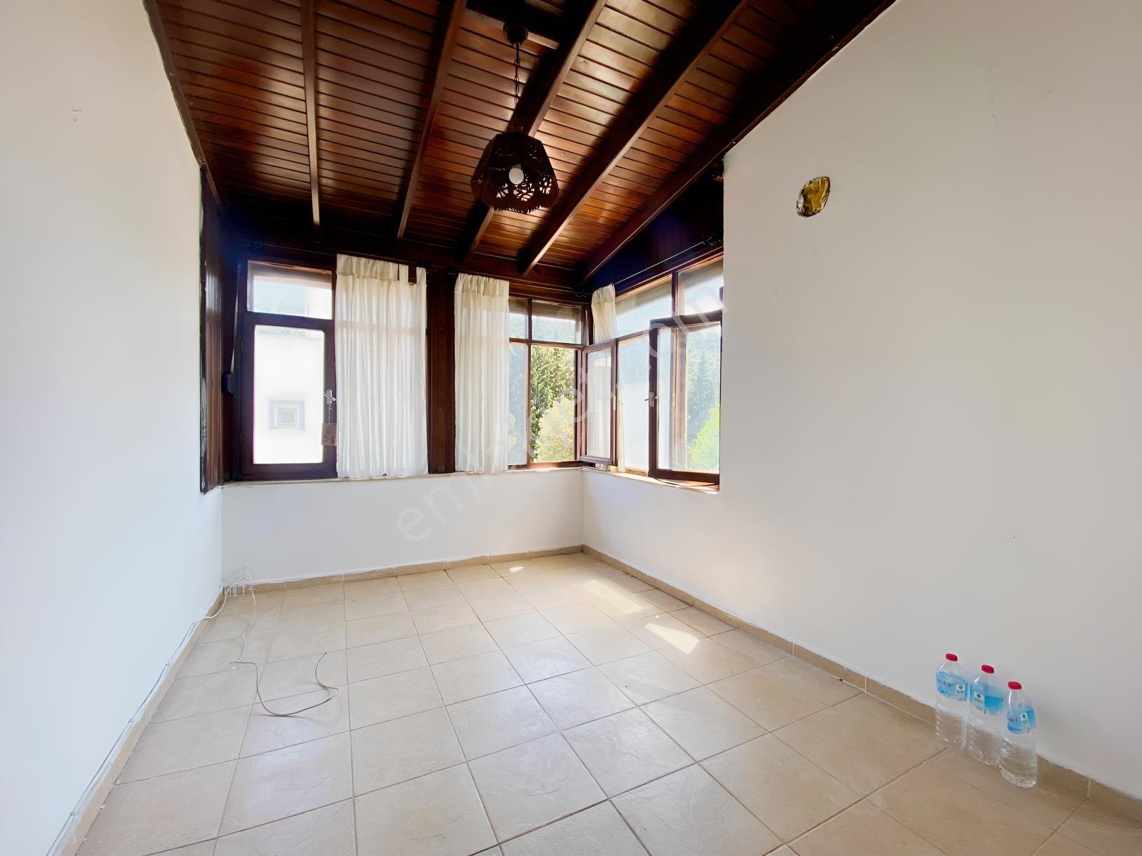 Bodrum Torba Mahallesinde 3+1 Kiralık Villa - Görsel 2