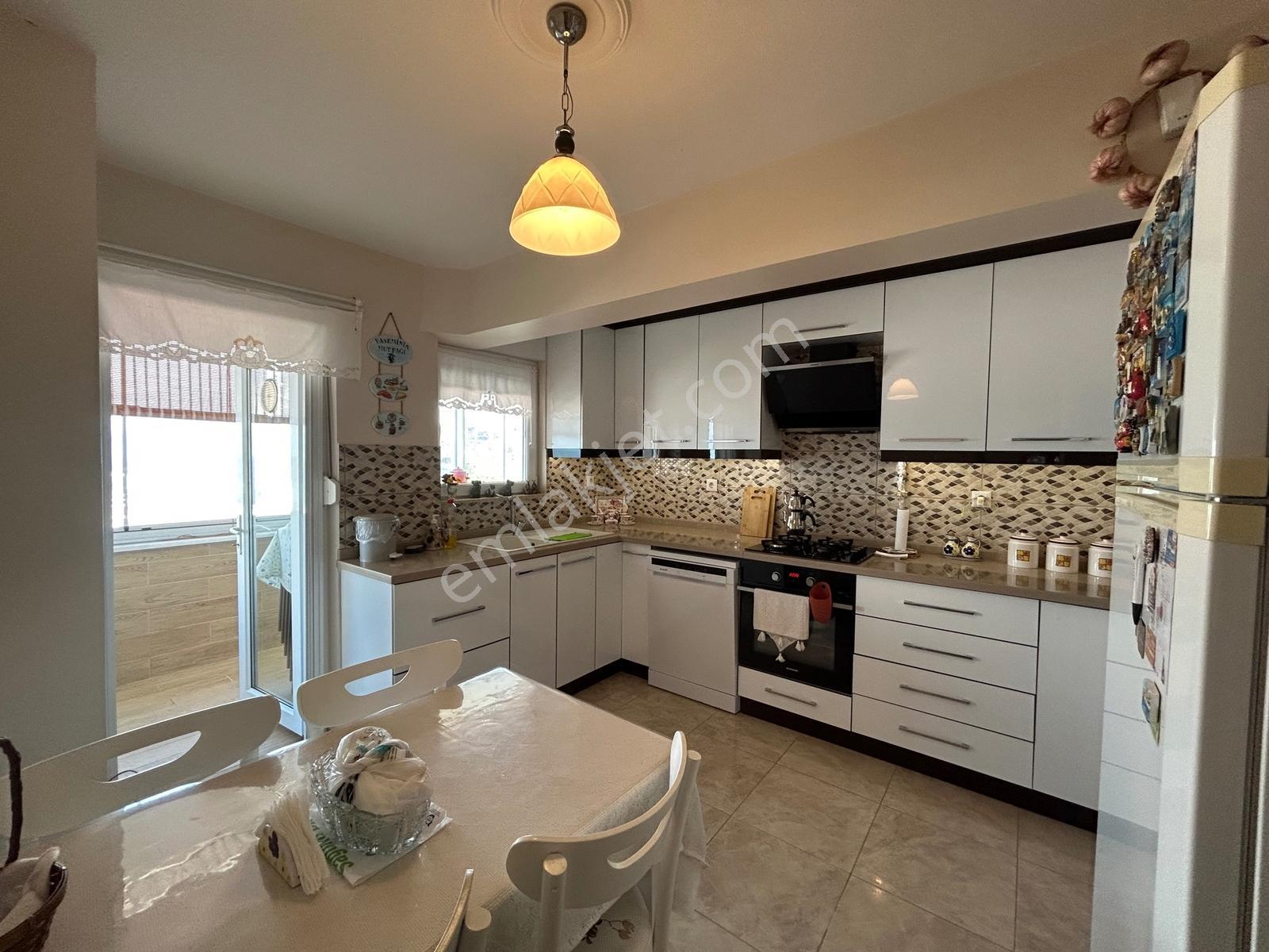Mudanya Yat Limanı Manzaralı 5+1 Müstakil Villa - Görsel 30