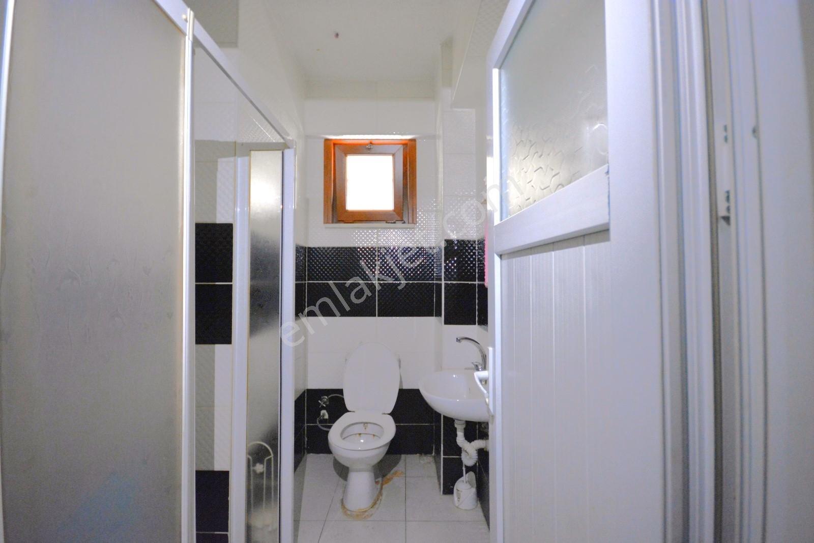 Satılık Ters Dubleks 2+1 Diş Hastanesine Yakın 120 M2 Konumu - Görsel 16