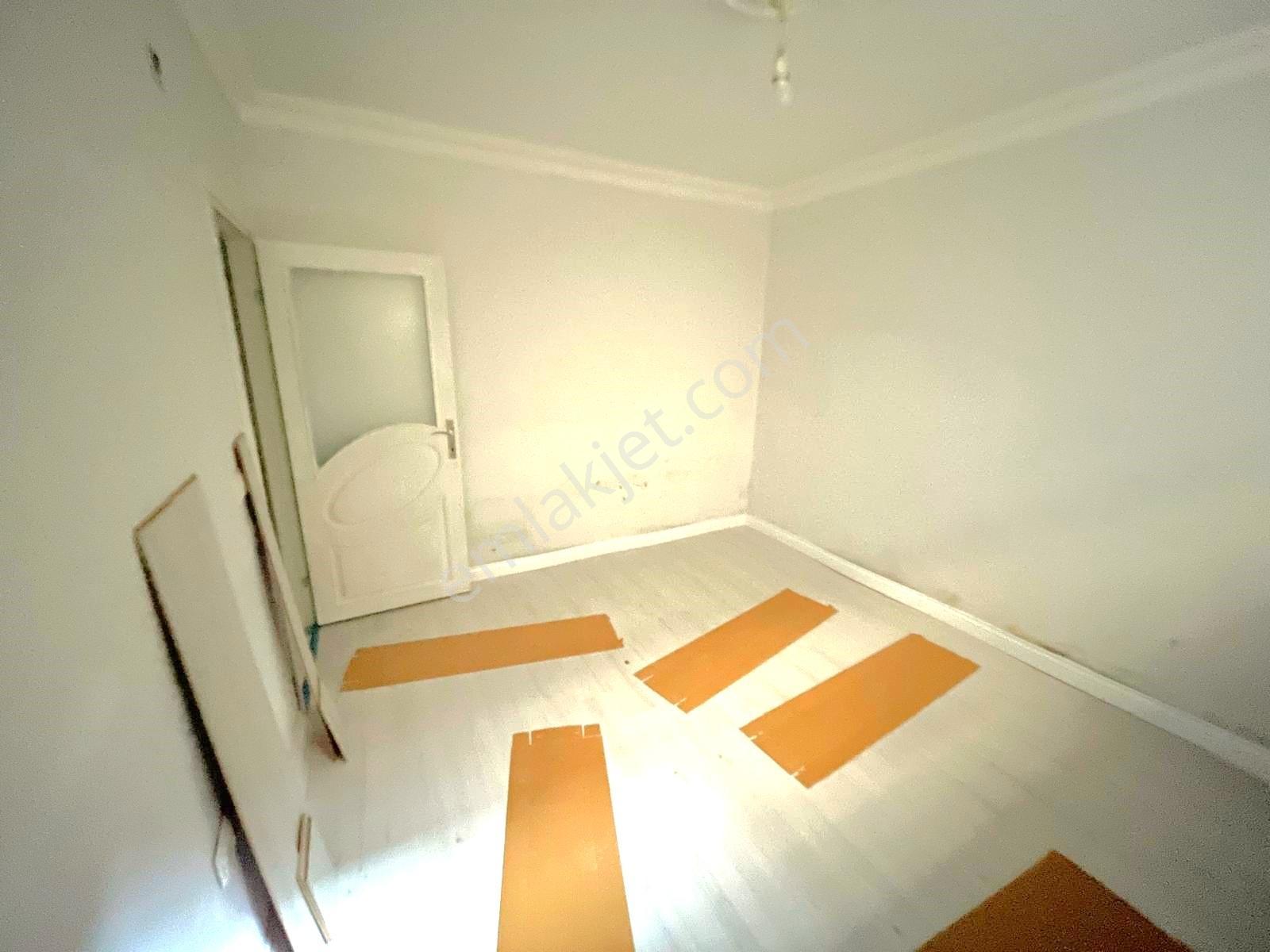 Satılık Ters Dubleks 2+1 Diş Hastanesine Yakın 120 M2 Konumu - Görsel 10