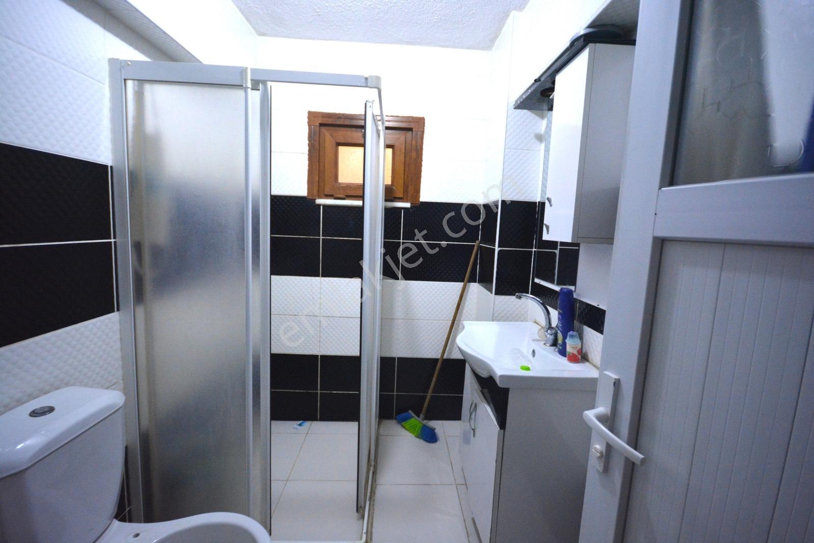 Satılık Ters Dubleks 2+1 Diş Hastanesine Yakın 120 M2 Konumu - Görsel 17