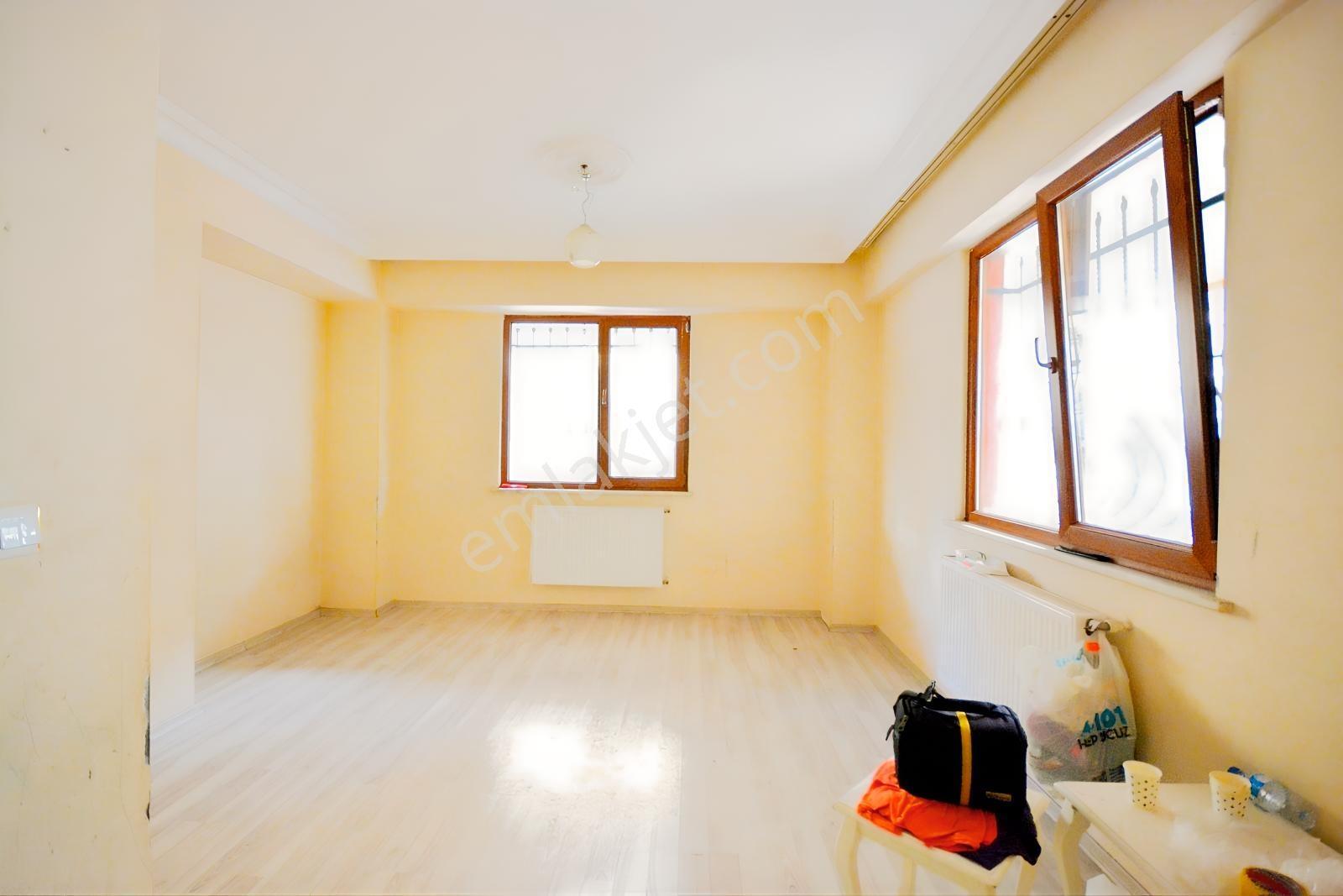 Satılık Ters Dubleks 2+1 Diş Hastanesine Yakın 120 M2 Konumu - Görsel 33