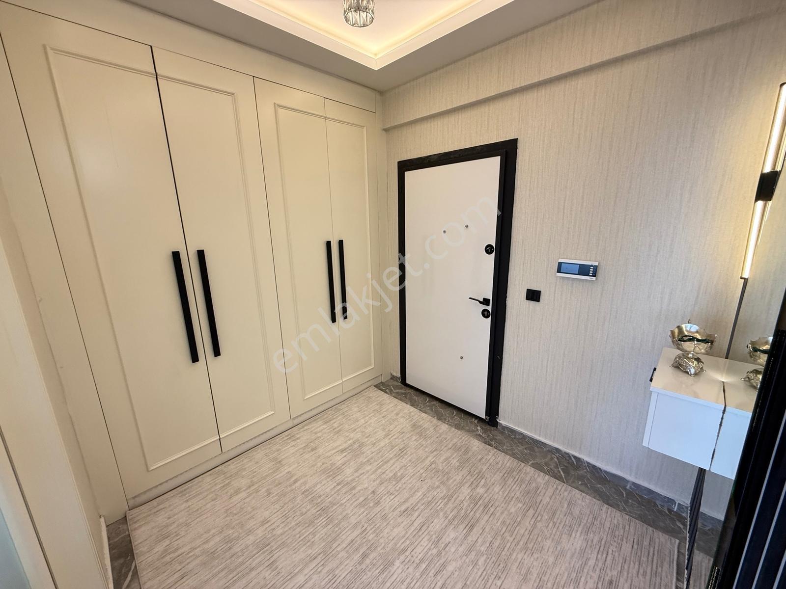 Ertuğrulgazi Mah. 3.5+1 Satılık Geniş Bakımlı Ara Kat Daire - Görsel 14