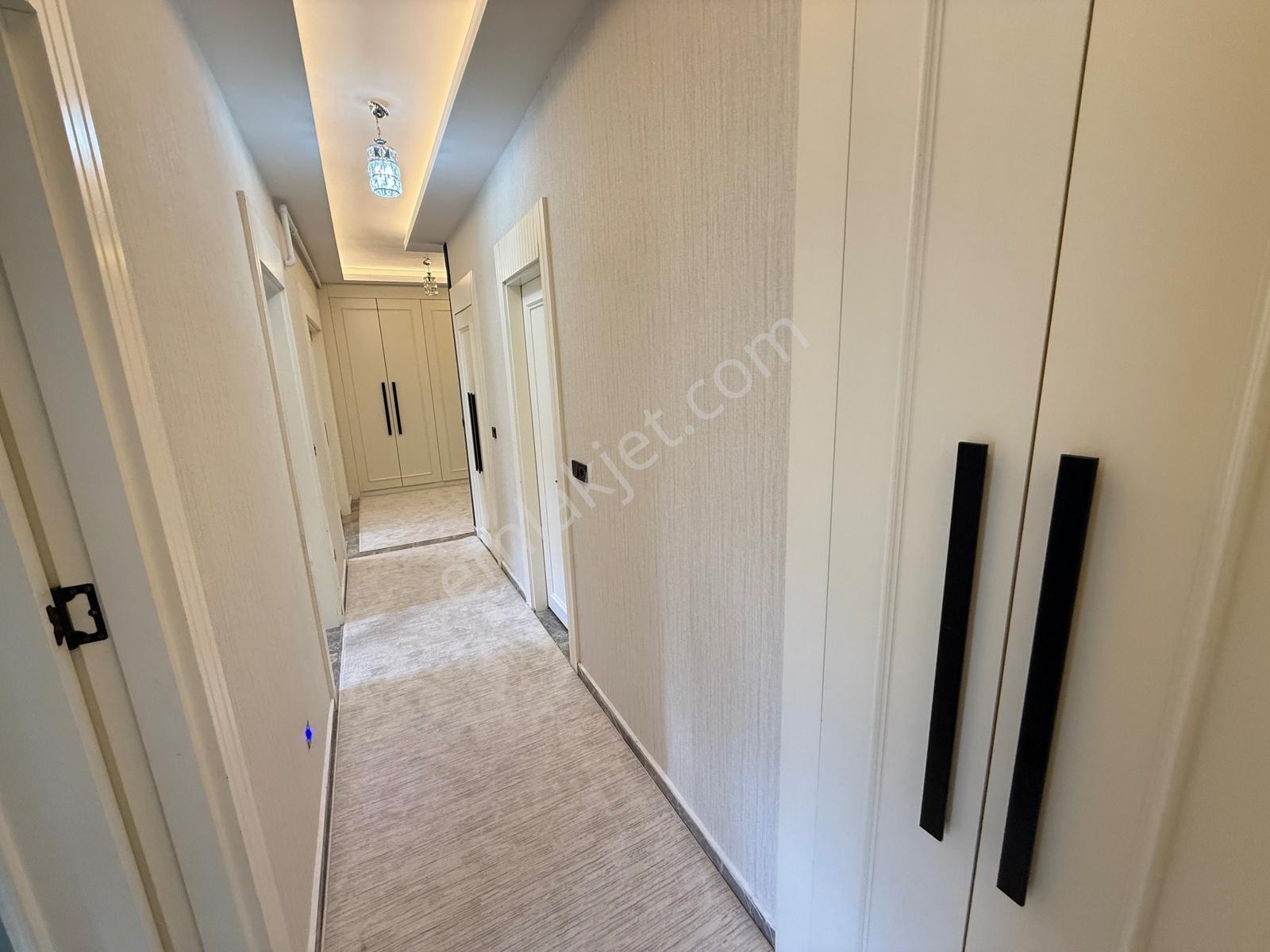 Ertuğrulgazi Mah. 3.5+1 Satılık Geniş Bakımlı Ara Kat Daire - Görsel 10