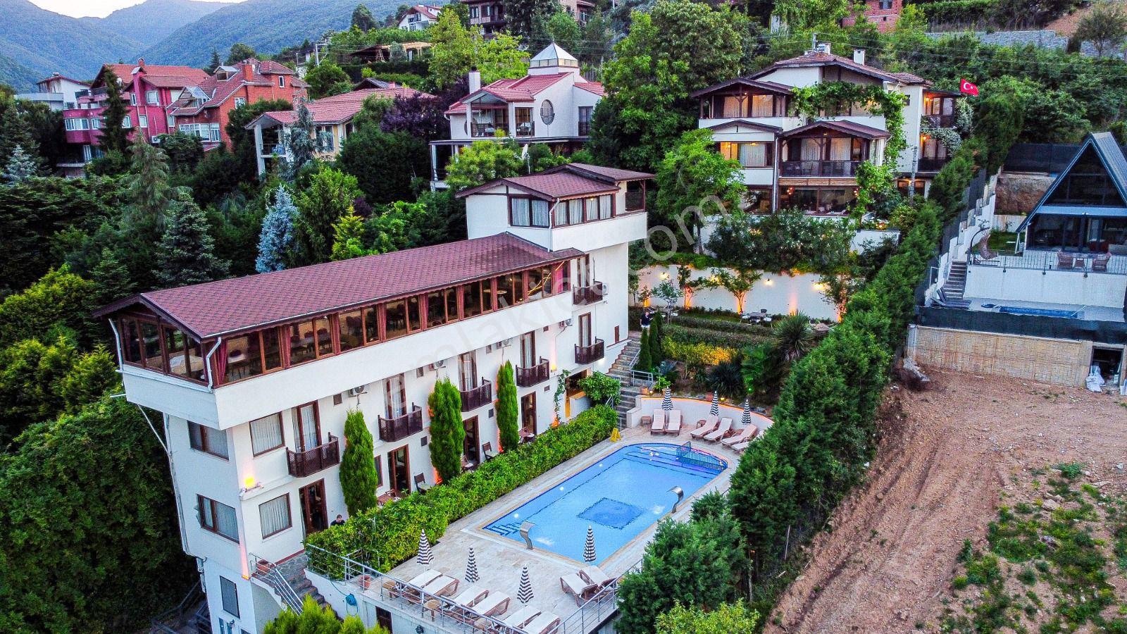 Sapanca'da Doğayla İç İçe, Muhteşem Göl Manzaralı Satılık Otel - Görsel 35