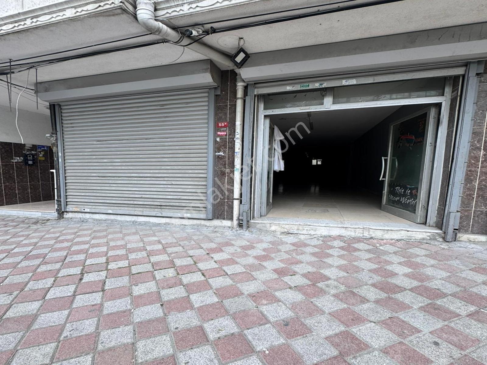 Konak Yapı'dan Daire Fiyatına 335m2 Düz Ayak Satılık Dükkan