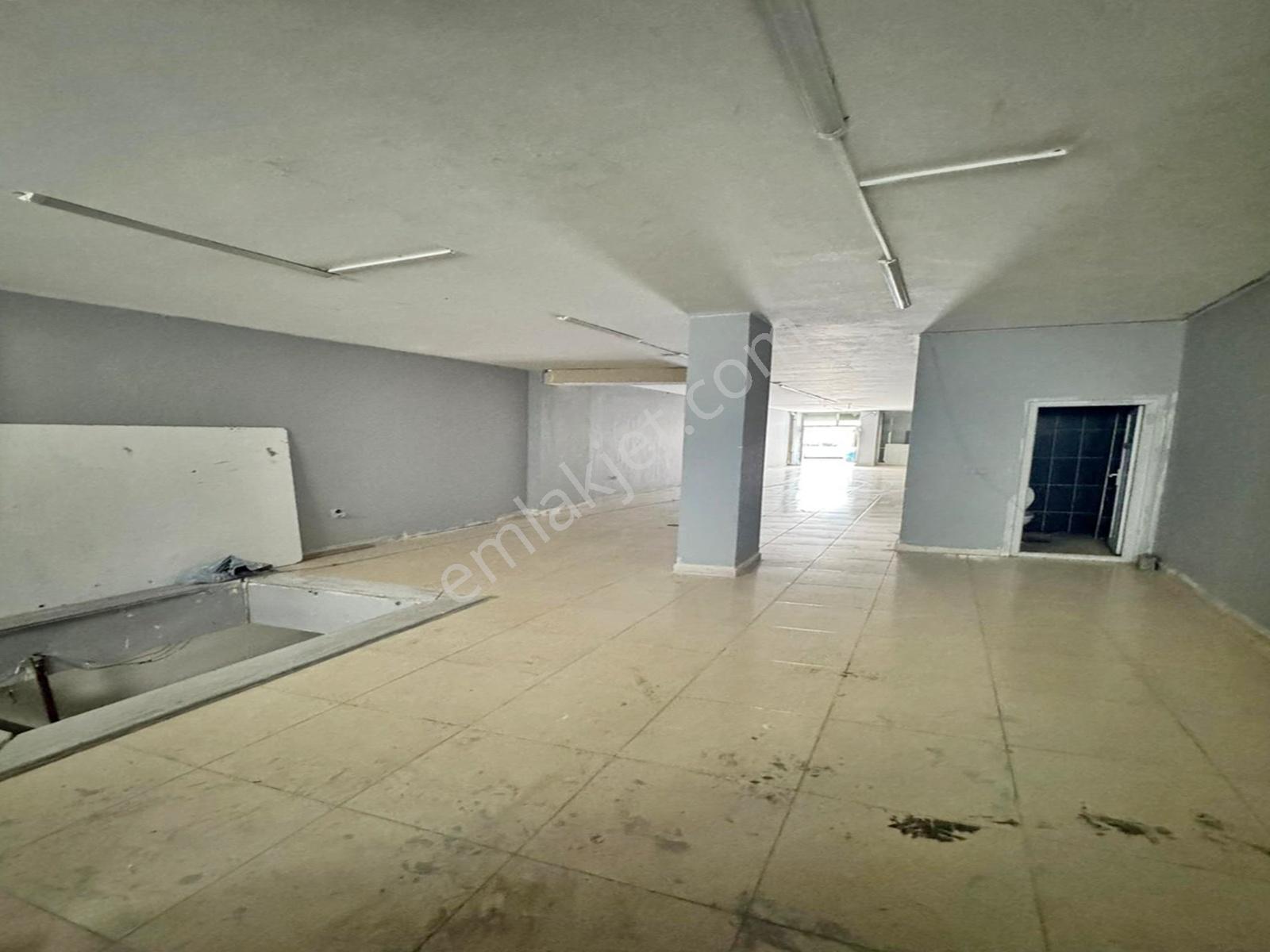 Konak Yapı'dan Daire Fiyatına 335m2 Düz Ayak Satılık Dükkan - Görsel 14