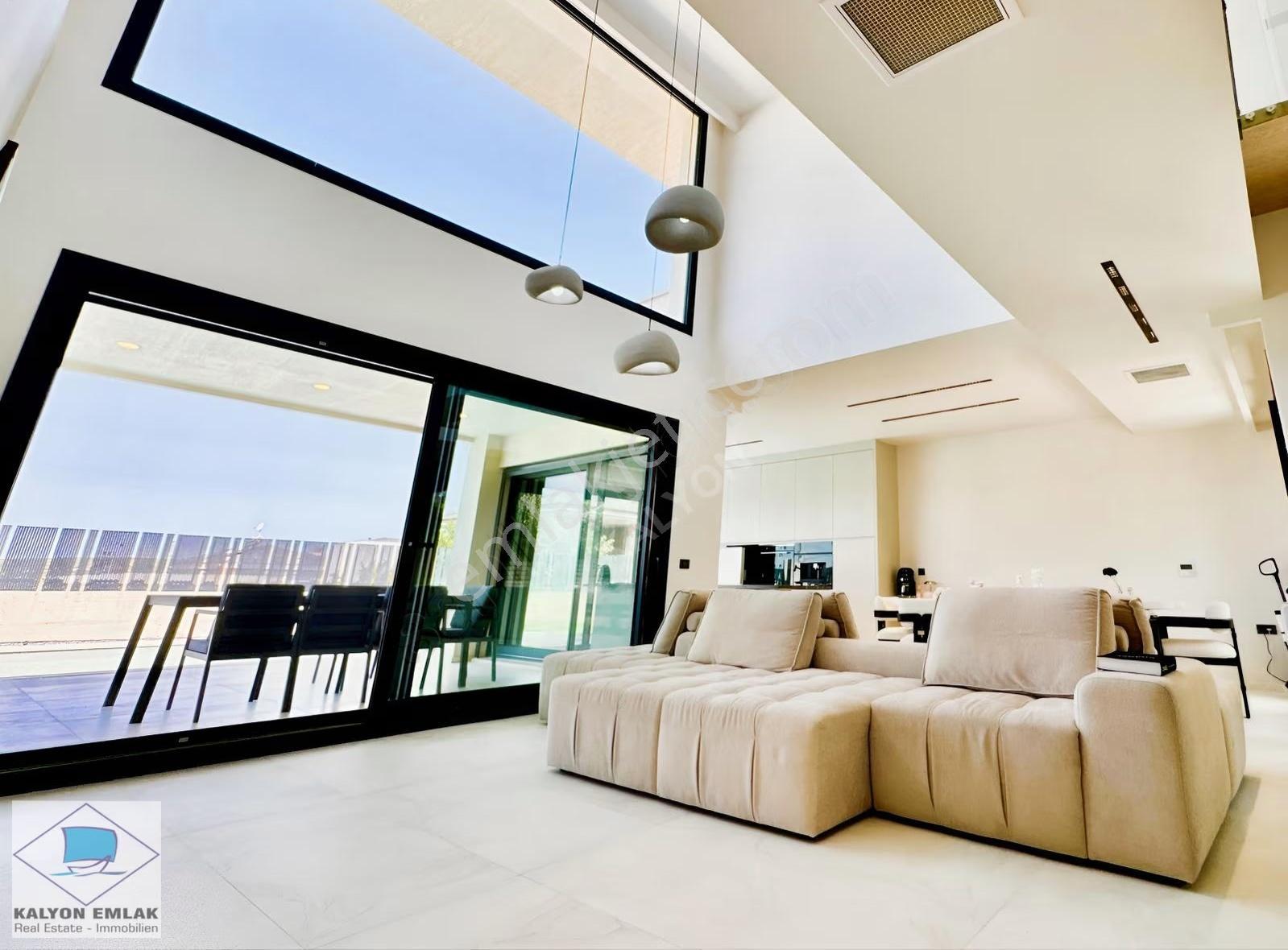 Kalyon'dan Kiralık Çeşme'de Havuzlu Ve İç Mimar Tasarımlı Villa - Görsel 15