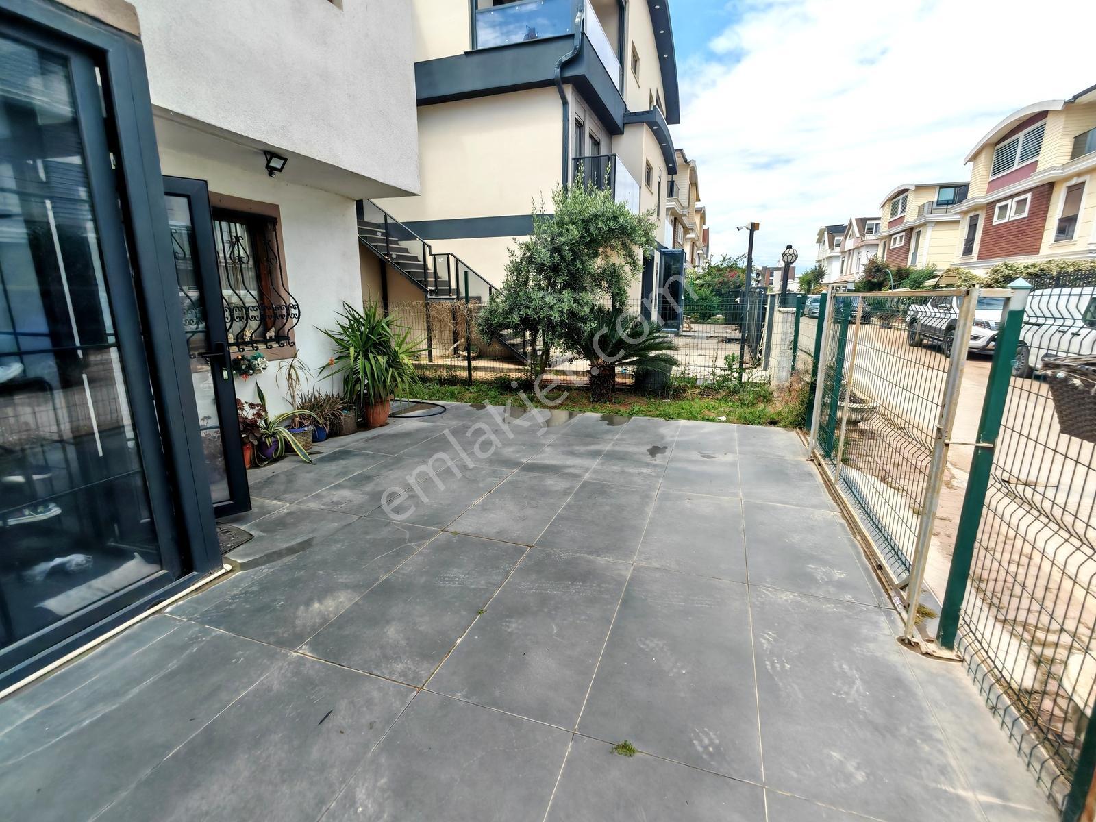 Altıntaş Site İçerisinde Yüzme Havuzlu Tripleks Satılık Villa - Görsel 4