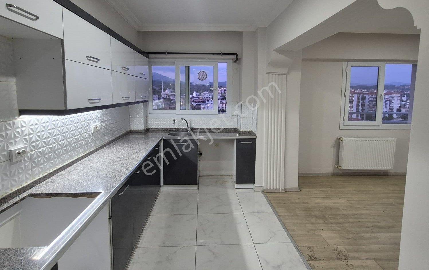 Site İçi Manzaralı Doğalgazlı Otoparklı Balkonlu 2 Wc 3+1 Daire - Görsel 25