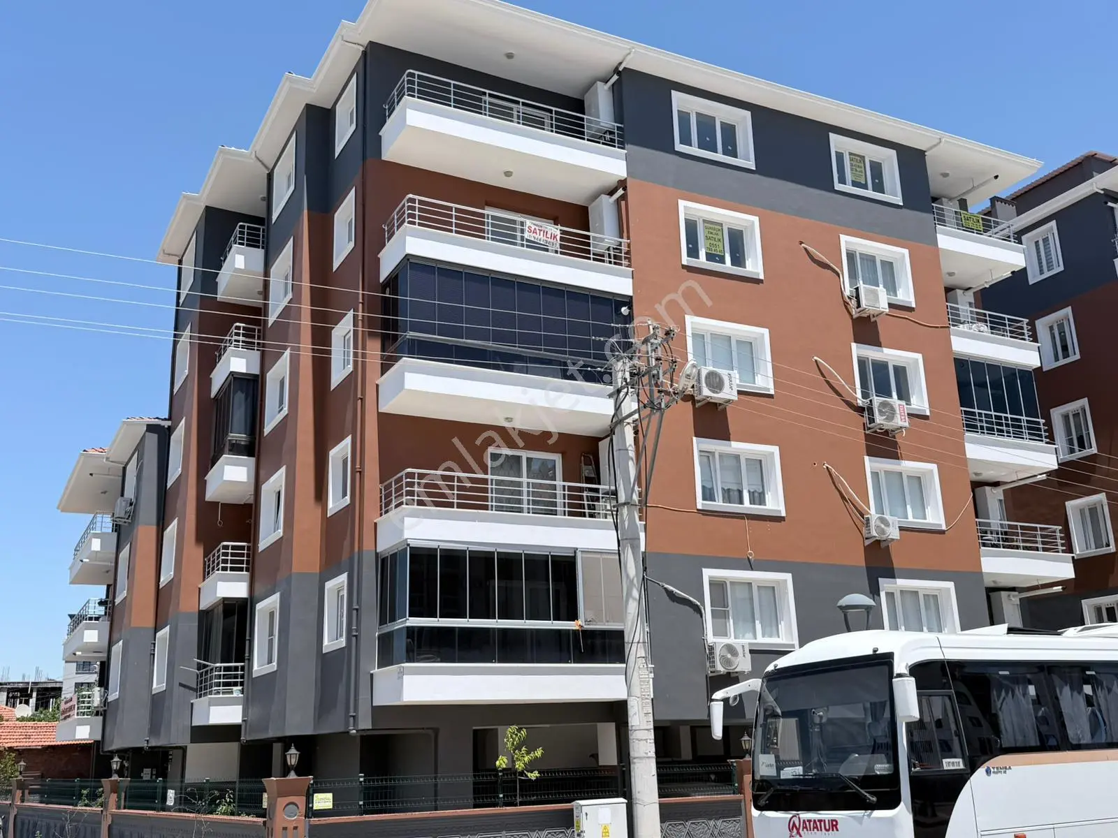 Manisa Akhisar Atatürk Mahallesi Prestij Caddesi Satılık Daire