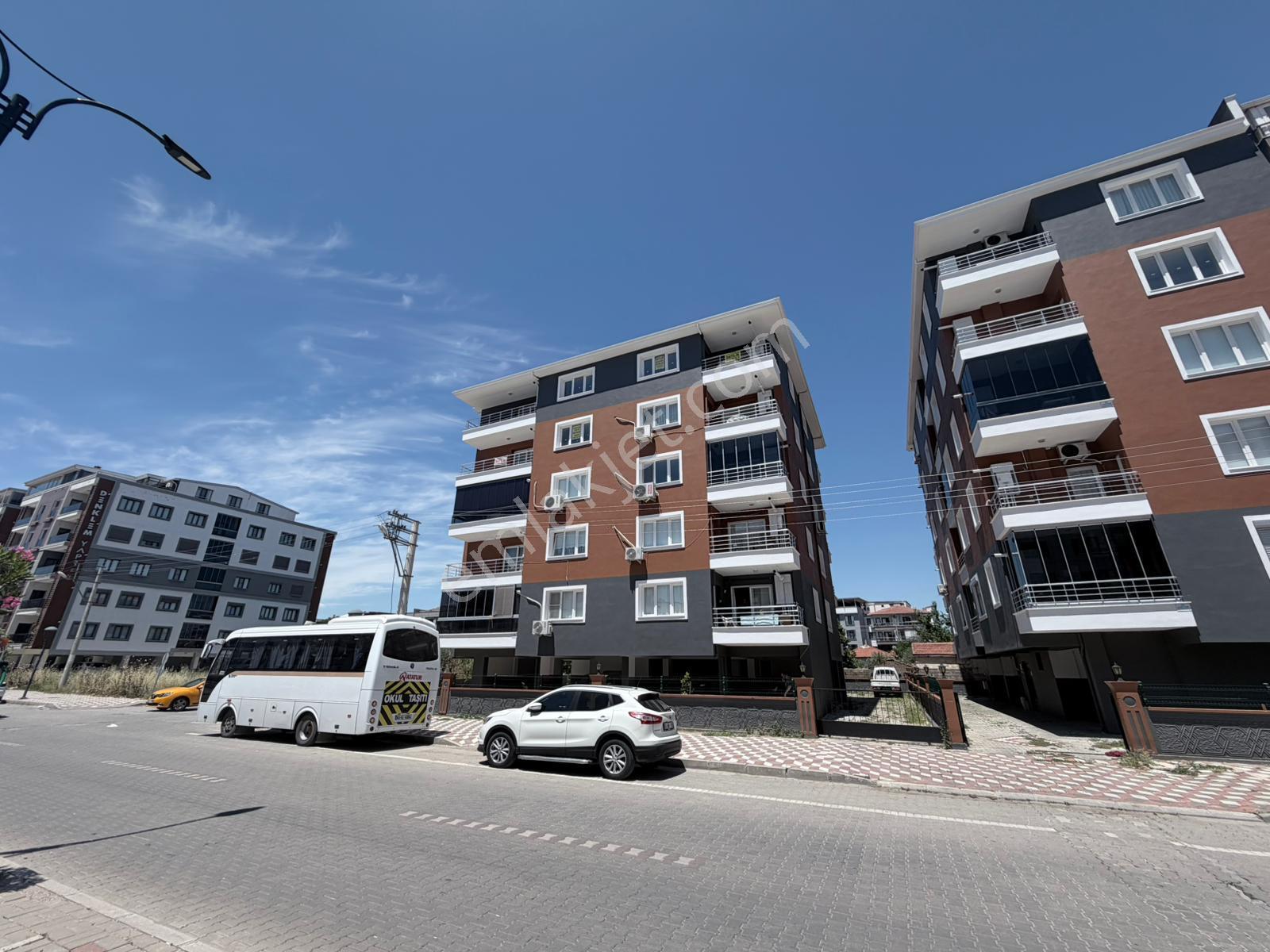 Manisa Akhisar Atatürk Mahallesi Prestij Caddesi Satılık Daire - Görsel 2
