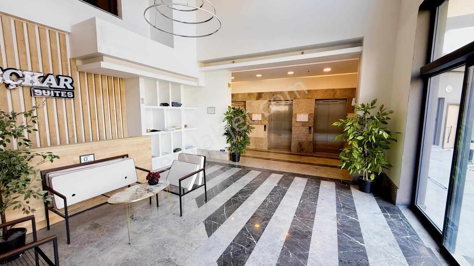 Katip Çelebi Yakını Seçkar Suites'te 1+1 Kiralık Daire - Görsel 19