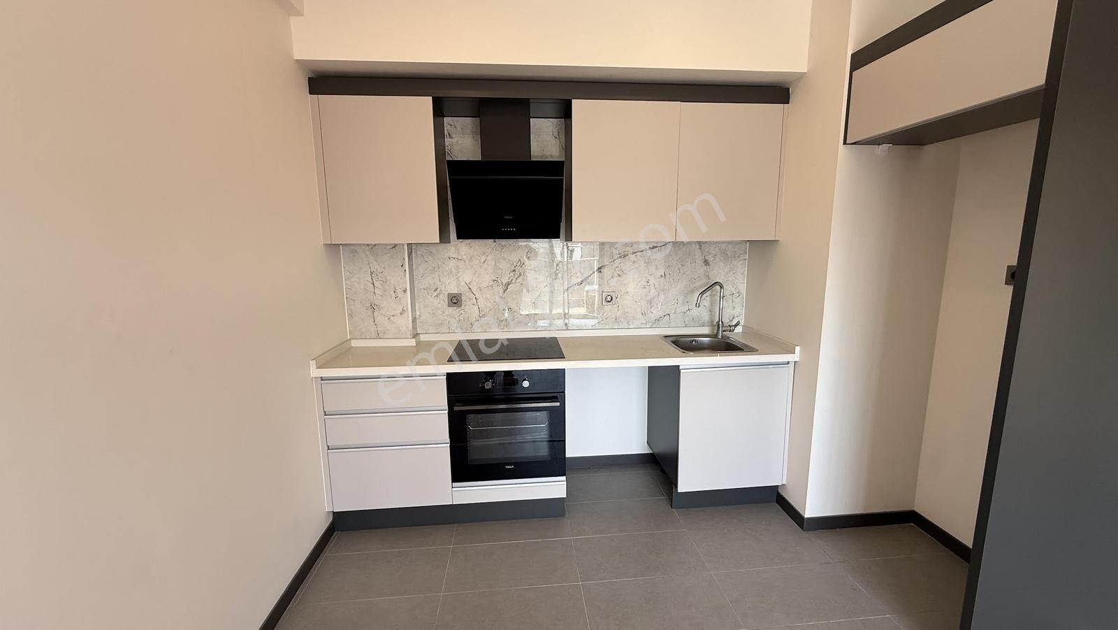 Katip Çelebi Yakını Seçkar Suites'te 1+1 Kiralık Daire - Görsel 10