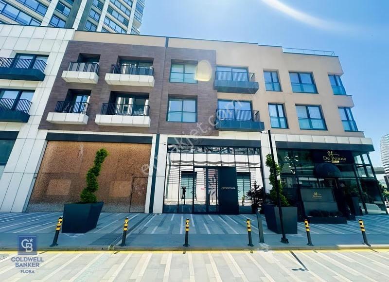 Bahçeşehir Park Avm Sitesi 220 M2 Satılık Dükkan