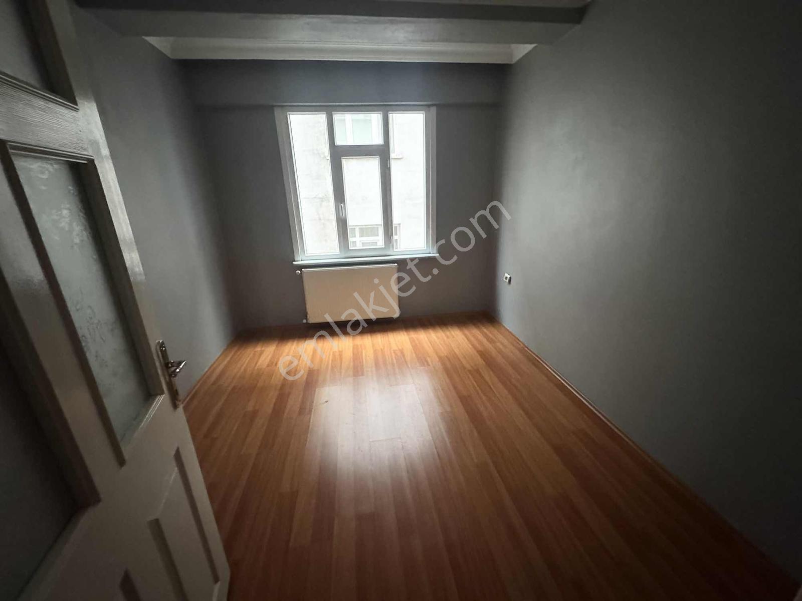 Yoldaş İnş Satılık 3+1 135 M2 2.kat 4 Balkonlu Geniş Daire - Görsel 6