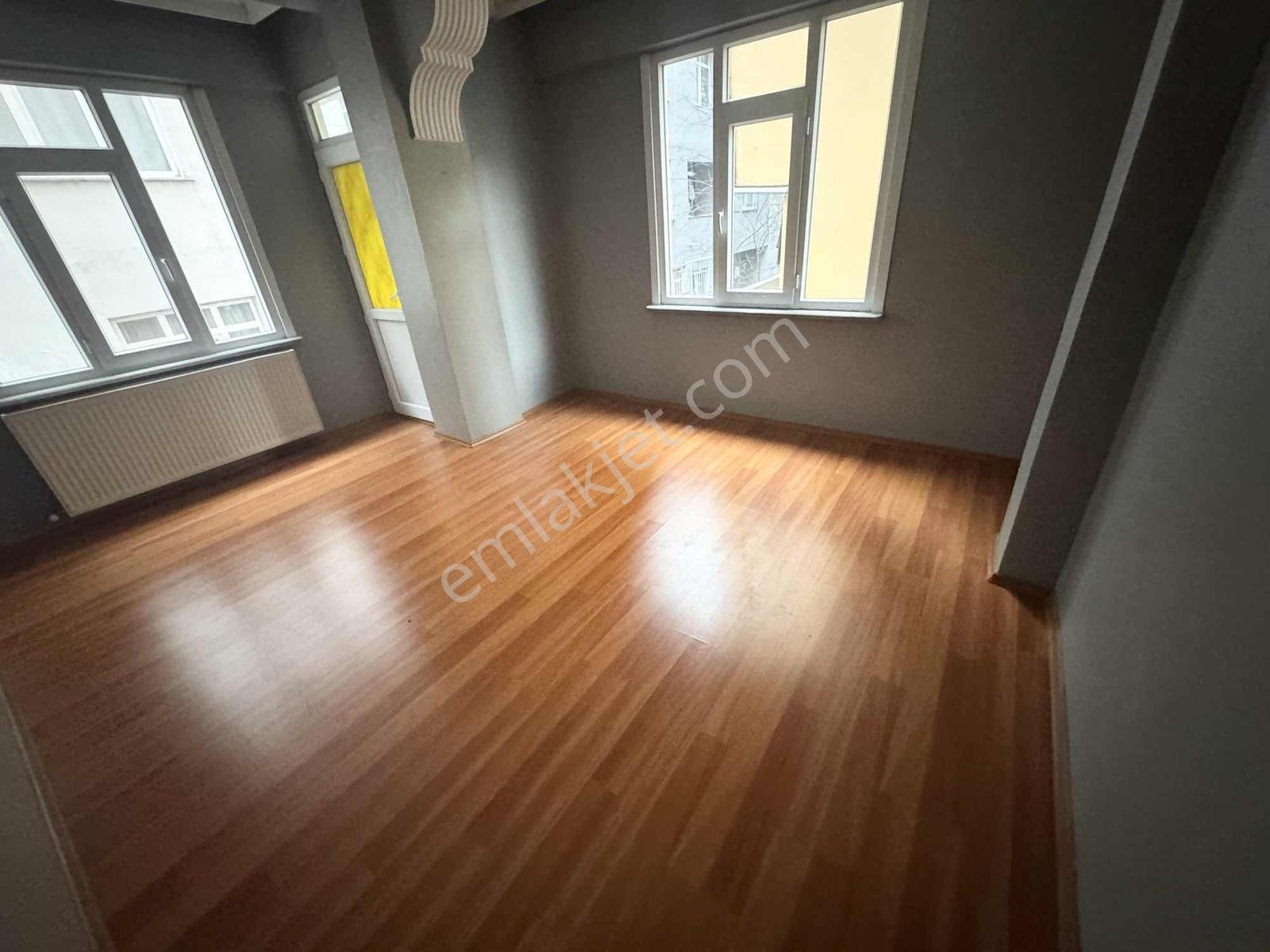 Yoldaş İnş Satılık 3+1 135 M2 2.kat 4 Balkonlu Geniş Daire - Görsel 16