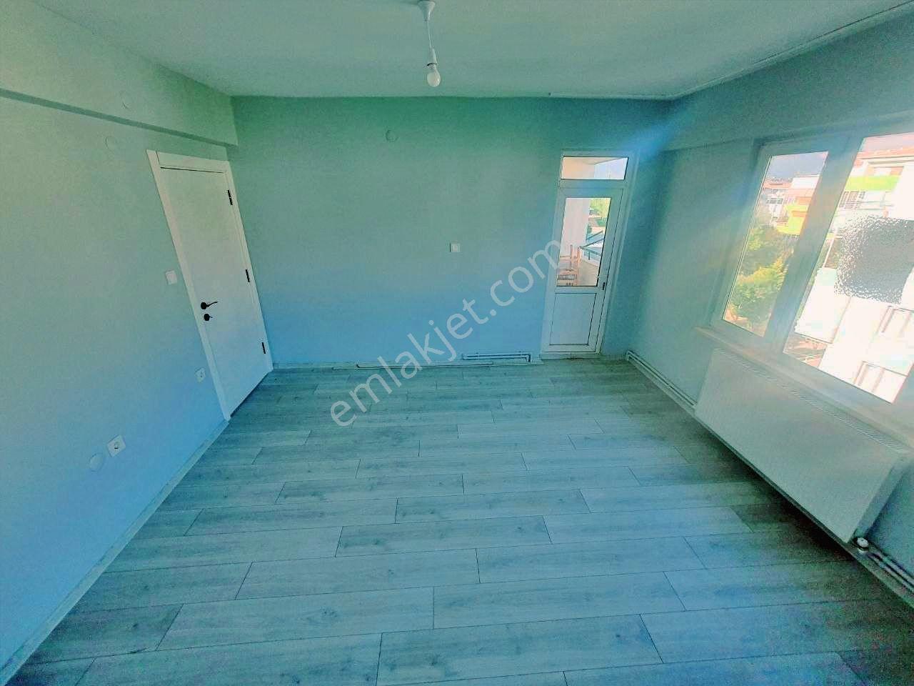 Uytun'dan Akçay Altınkum'da Doğalgazlı Kiralık 2+1 Daire - Görsel 33