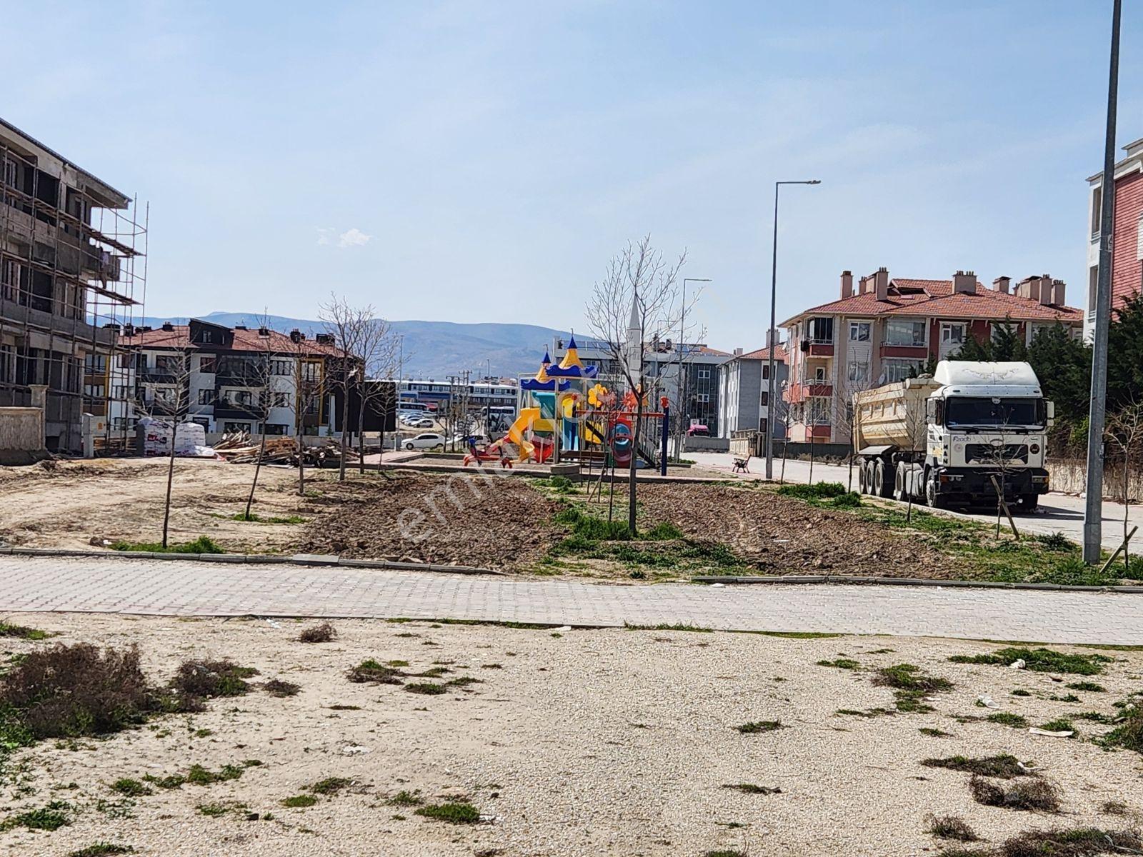 Askeri Üs Fabrikalar Üniversite Servis Yolunda Eşyalı 2+1 Daire - Görsel 19