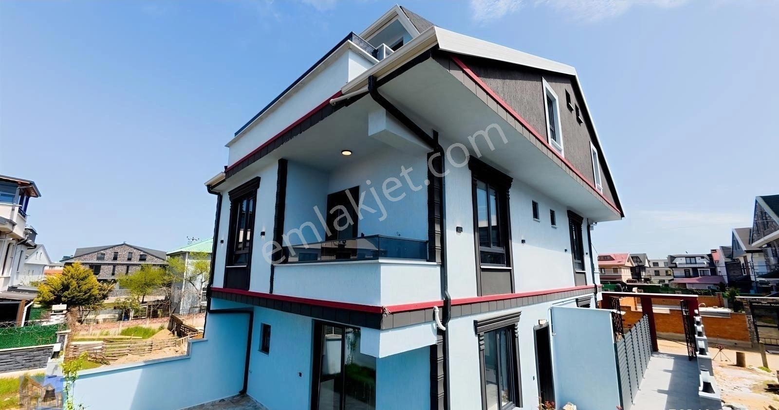 Sakarya Kocaali Yalı Mah'de Satılık 4+1 Müstakil Bahçeli Villa - Görsel 8