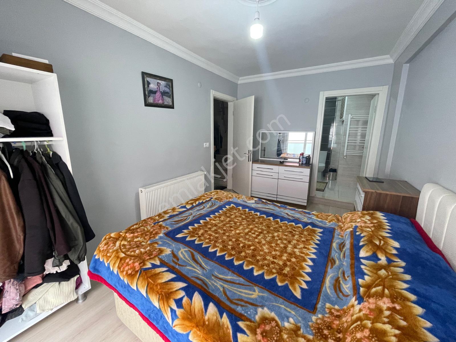 Söke Lisesi Yanında Merkezi Konumda Masrafsız 5+1 Geniş Yeraslı Toplam 300m2 Acil Satılık Dublex - Görsel 4